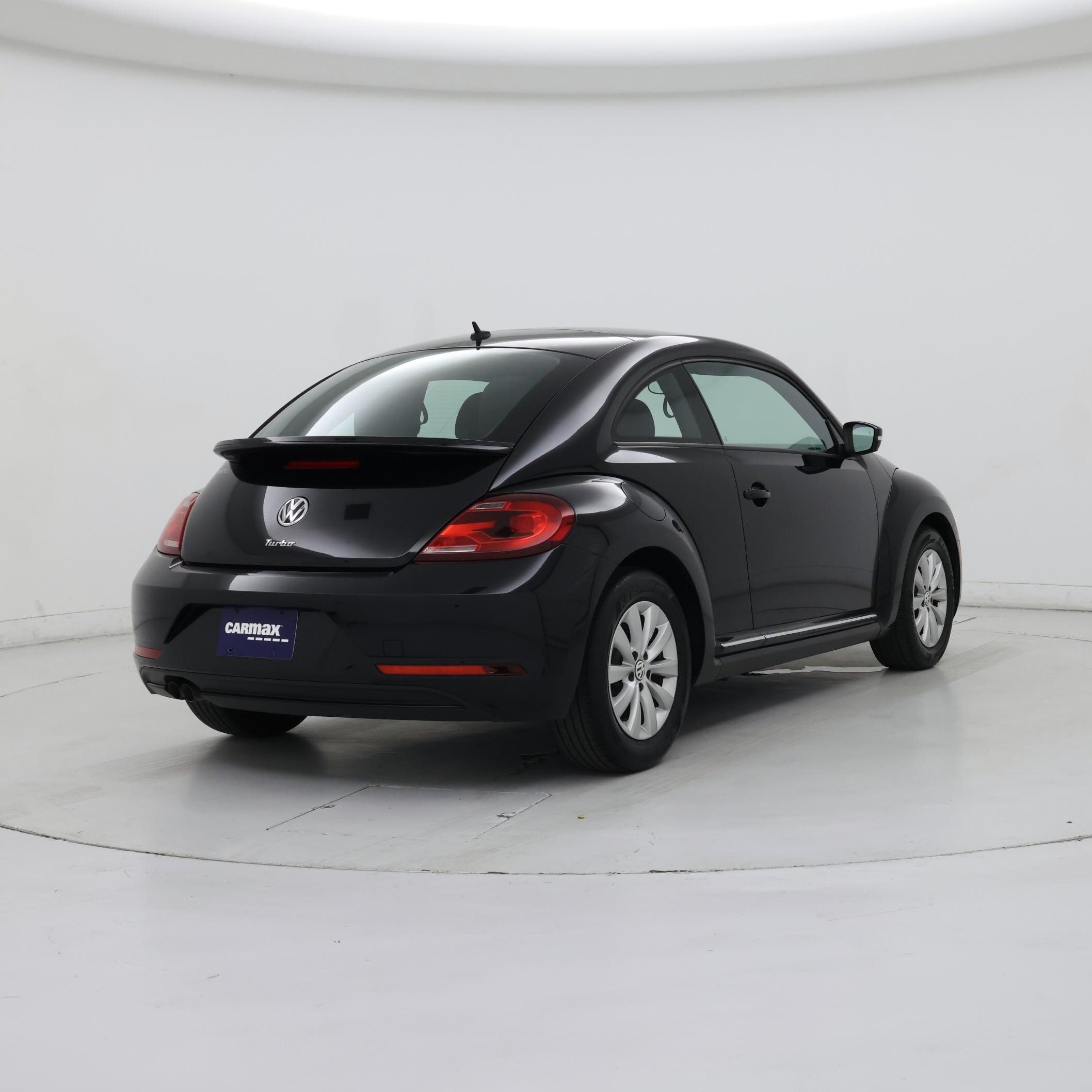 Thumbnail: 2019 Volkswagen Beetle - 8