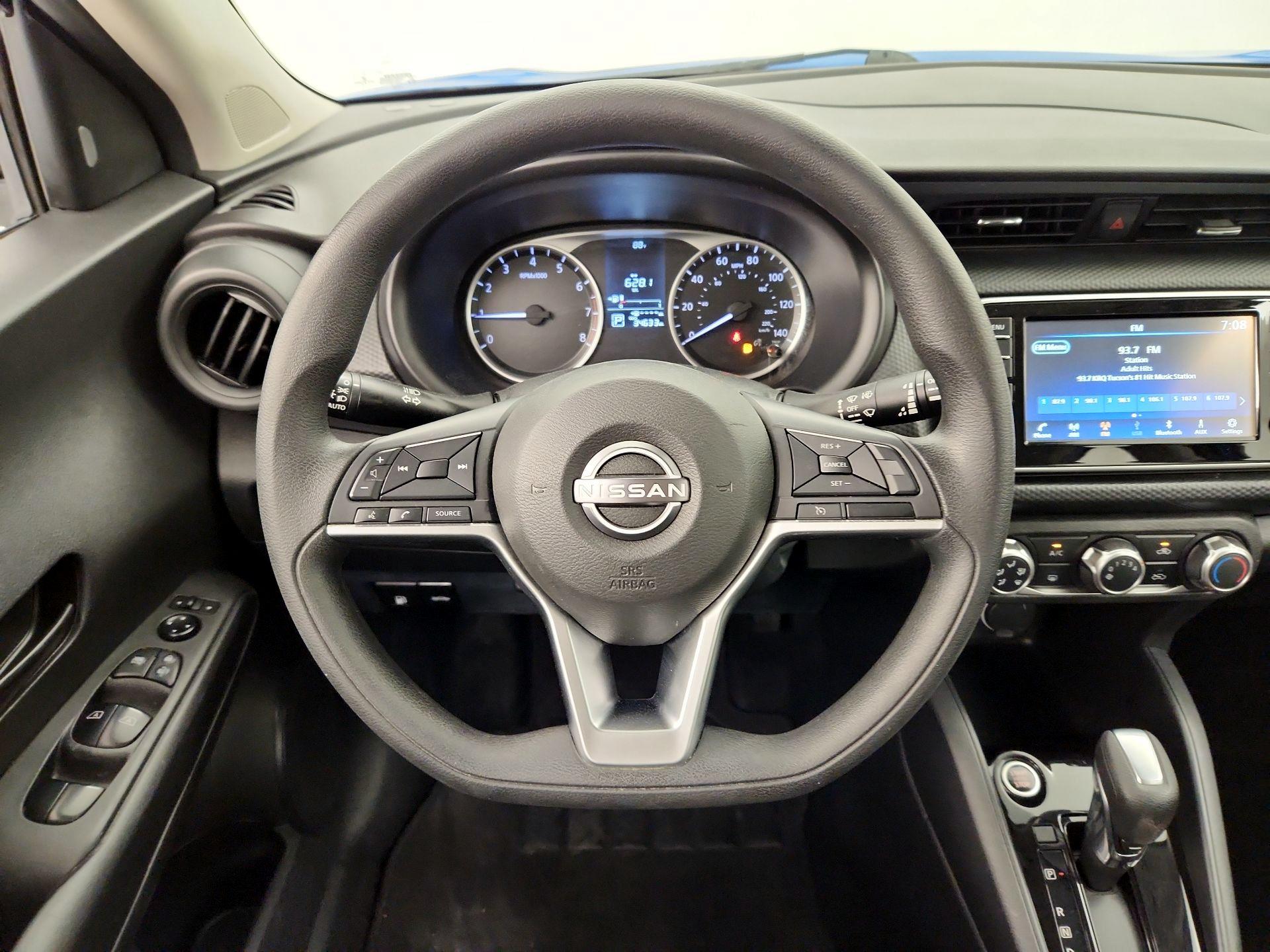 Thumbnail: 2022 Nissan Kicks - 10