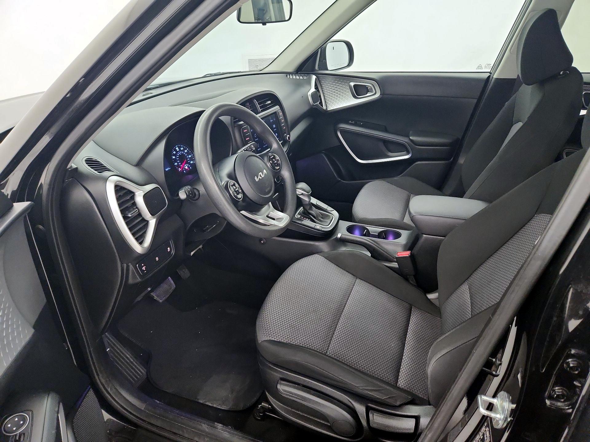 Thumbnail: 2022 Kia Soul - 11