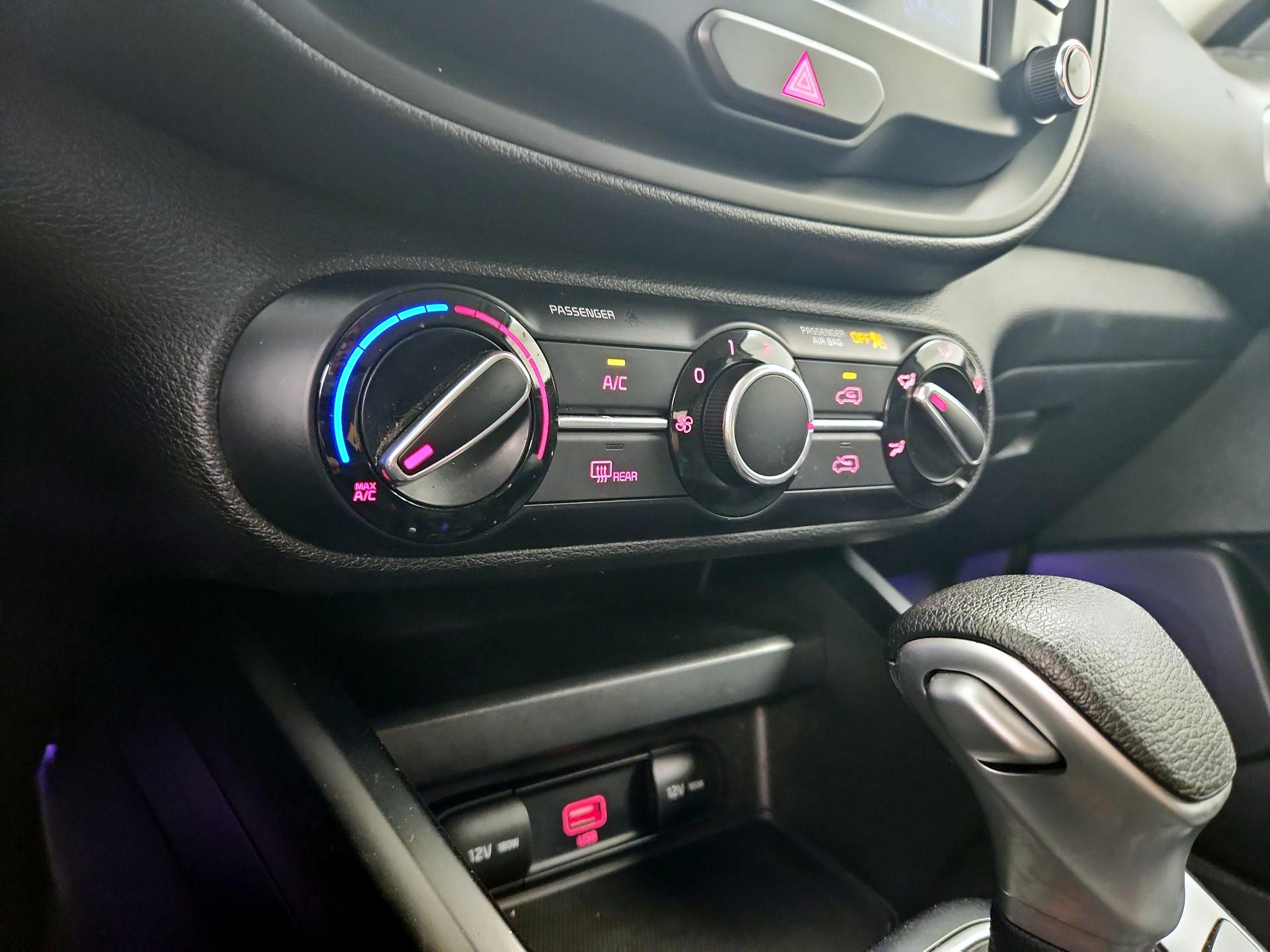 Thumbnail: 2022 Kia Soul - 16