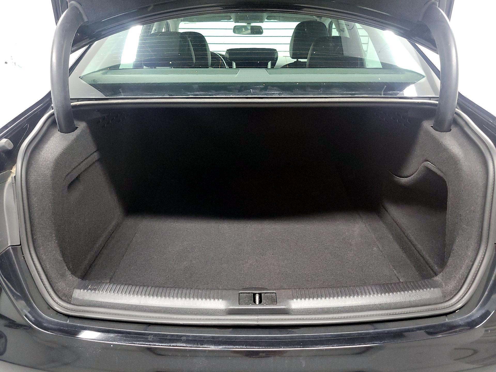 Thumbnail: 2014 Audi A4 - 17