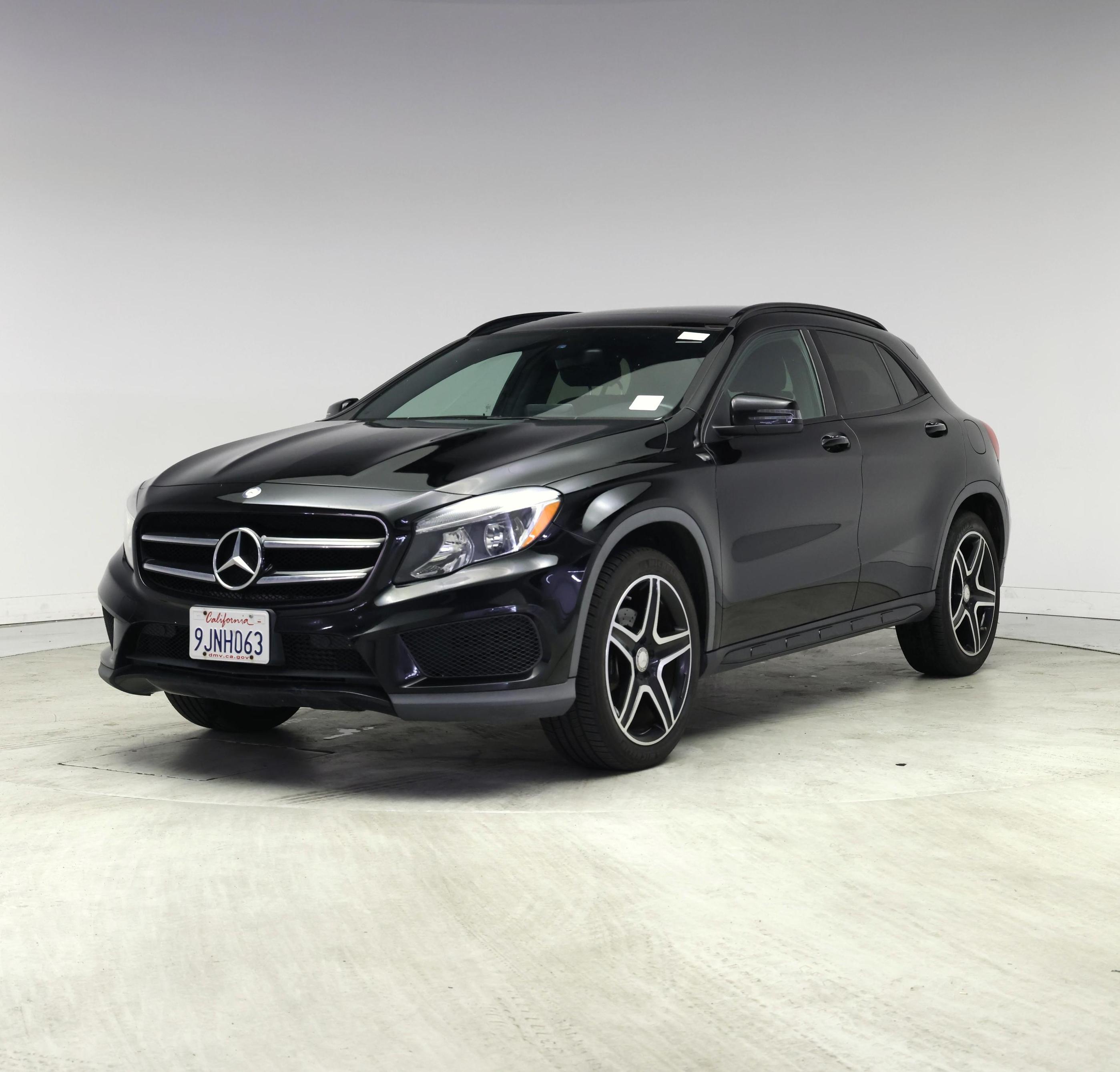 Thumbnail: 2017 Mercedes-Benz GLA - 4