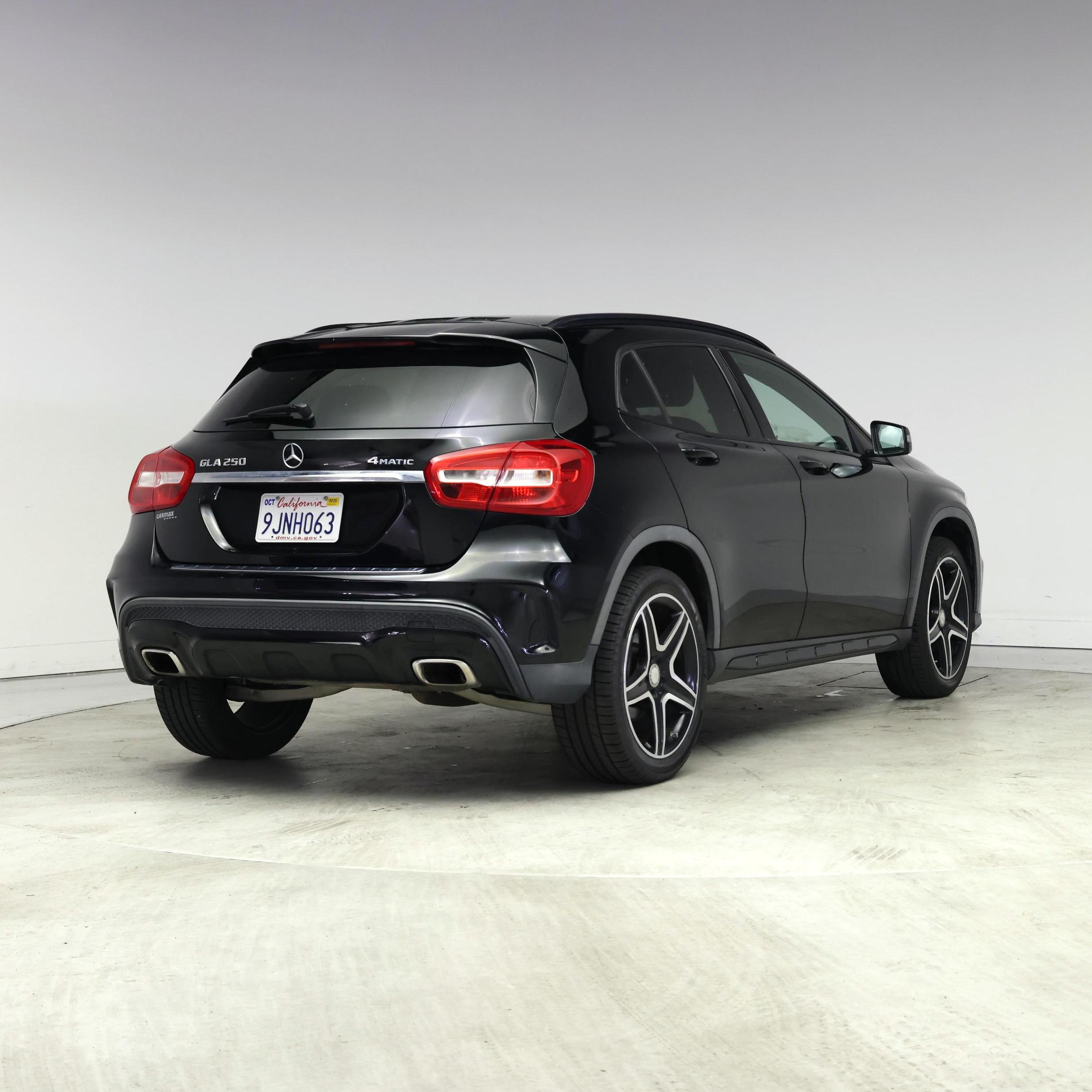 Thumbnail: 2017 Mercedes-Benz GLA - 8