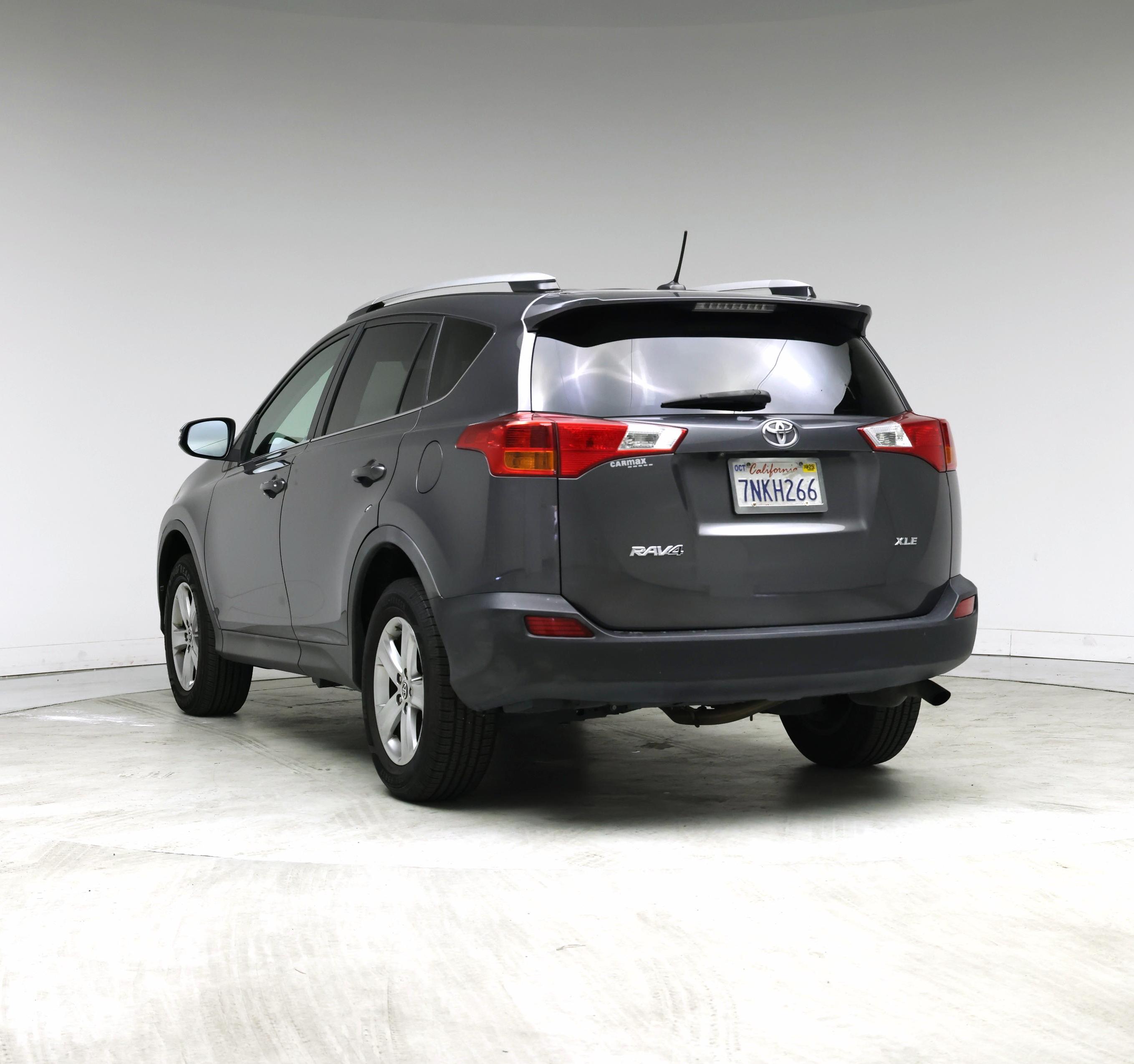 Thumbnail: 2015 Toyota RAV4 - 2