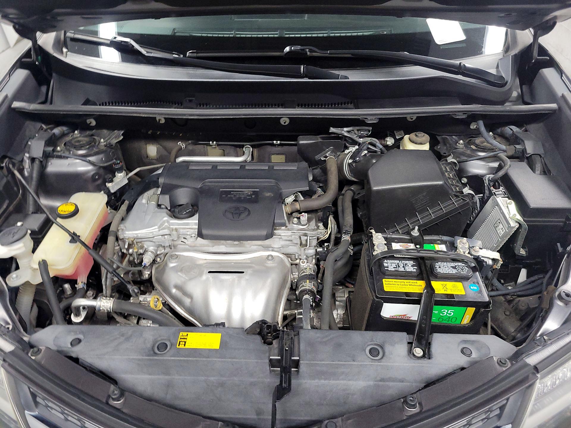 Thumbnail: 2015 Toyota RAV4 - 20