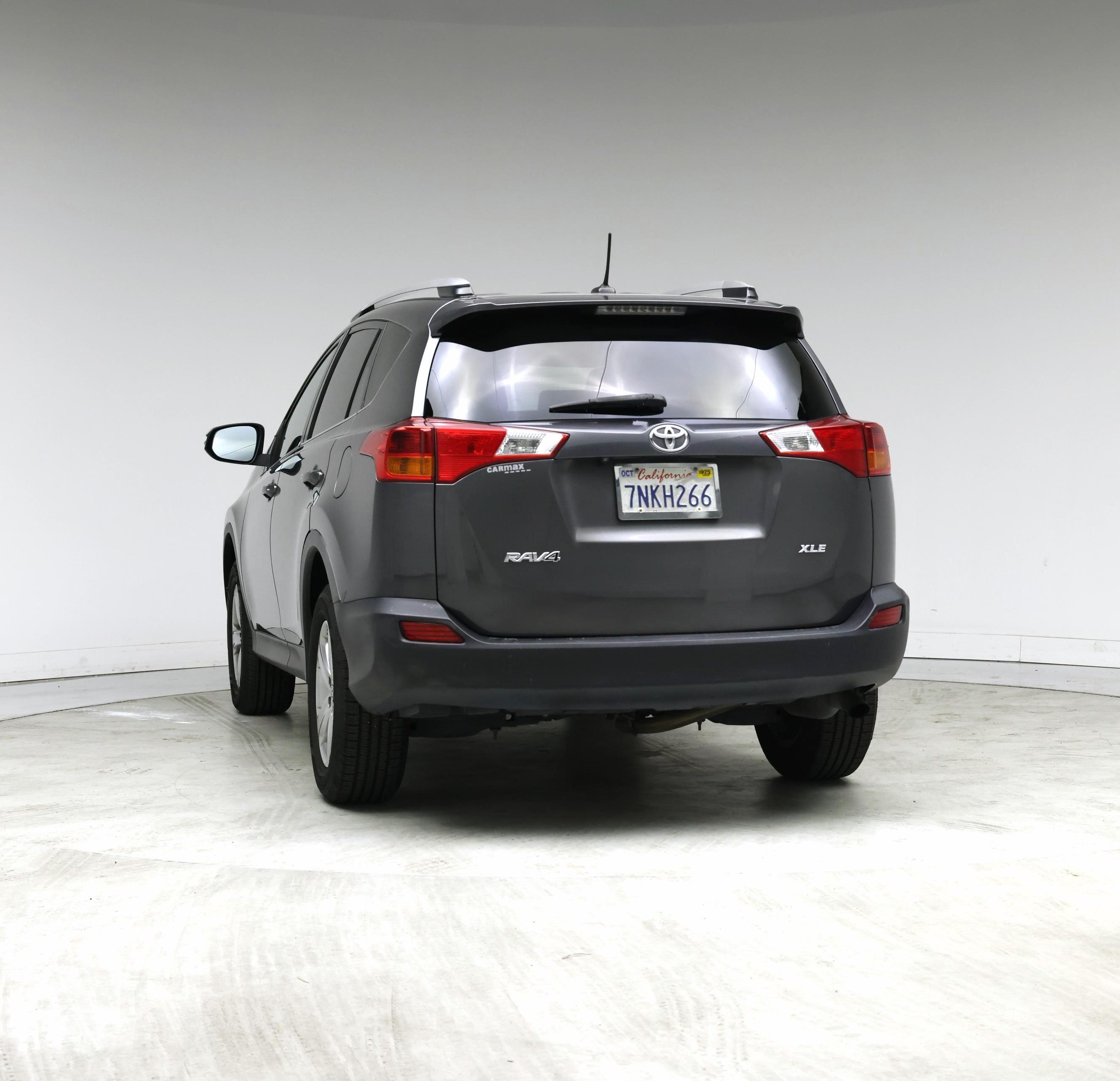 Thumbnail: 2015 Toyota RAV4 - 6