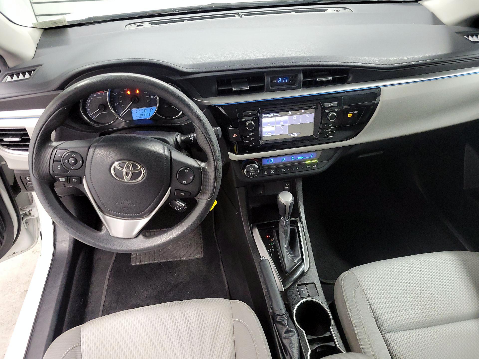 Thumbnail: 2015 Toyota Corolla - 9