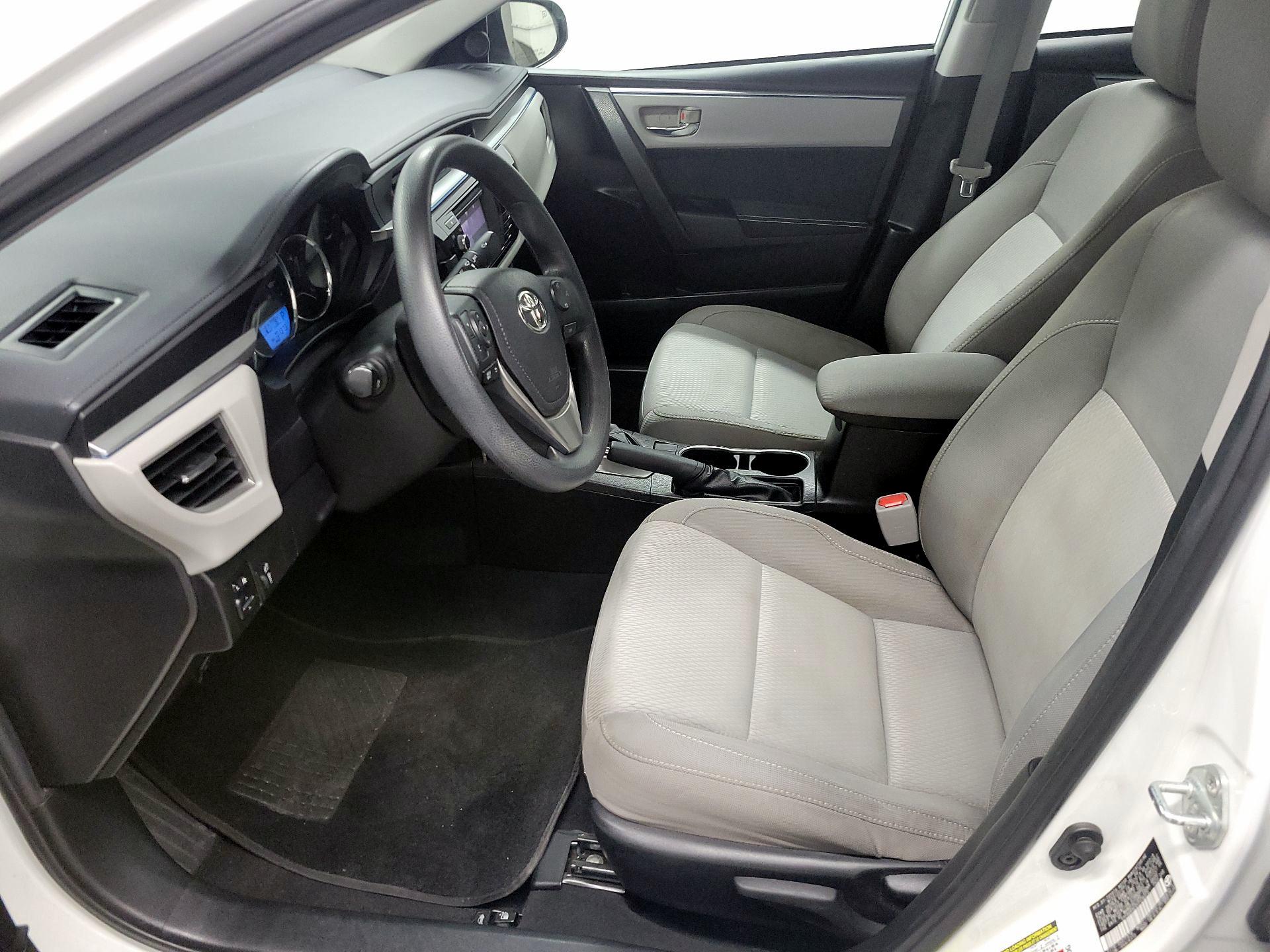 Thumbnail: 2015 Toyota Corolla - 11