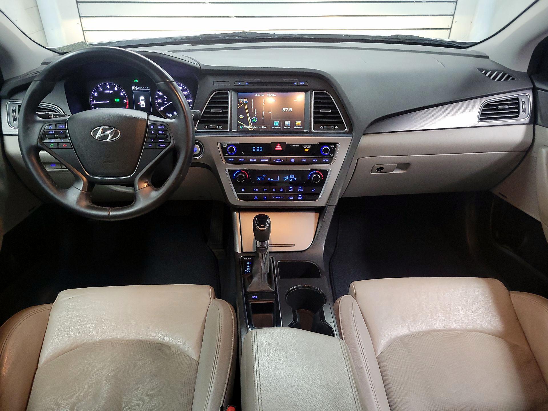 Thumbnail: 2015 Hyundai Sonata - 9