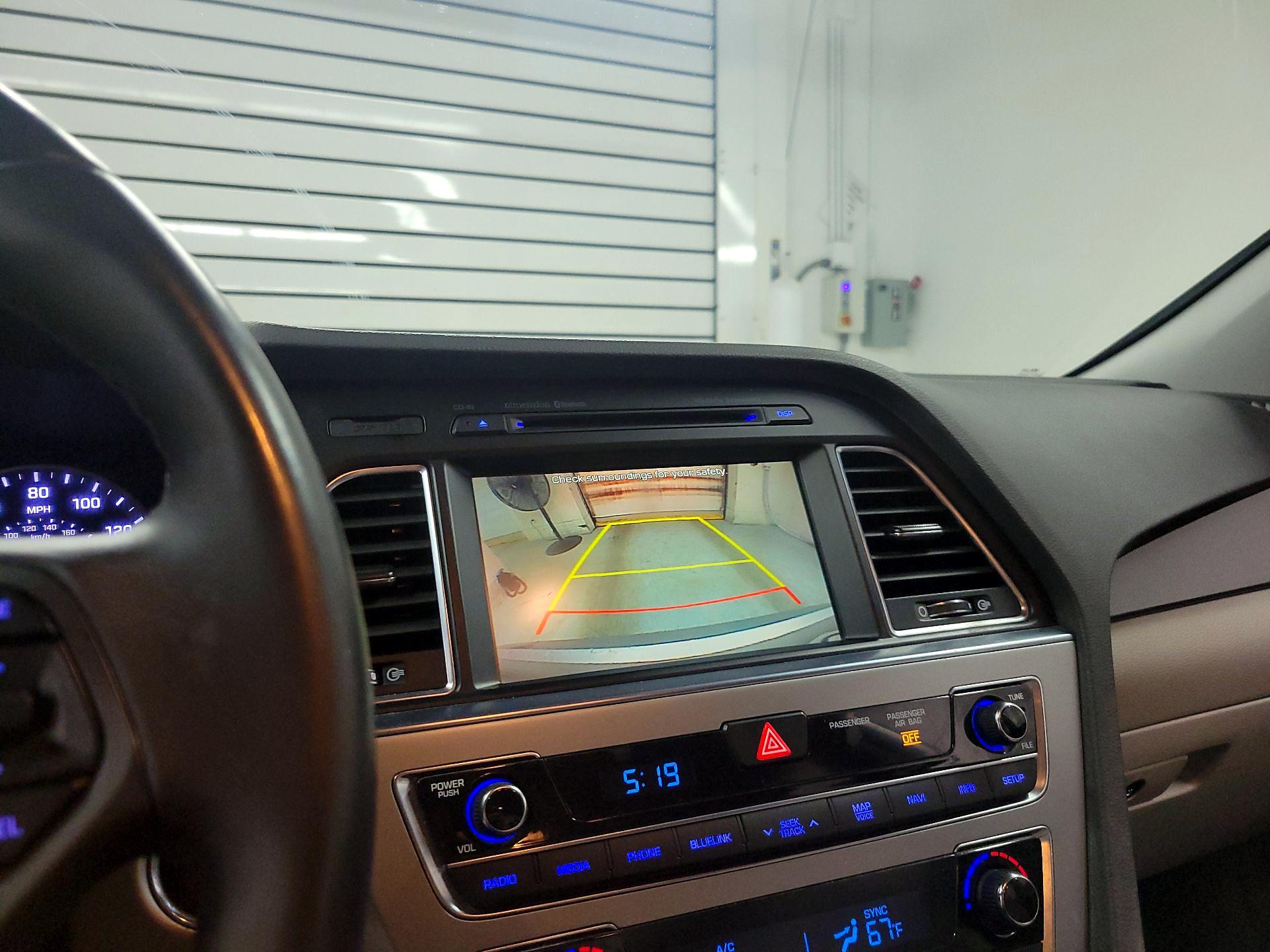 Thumbnail: 2015 Hyundai Sonata - 14