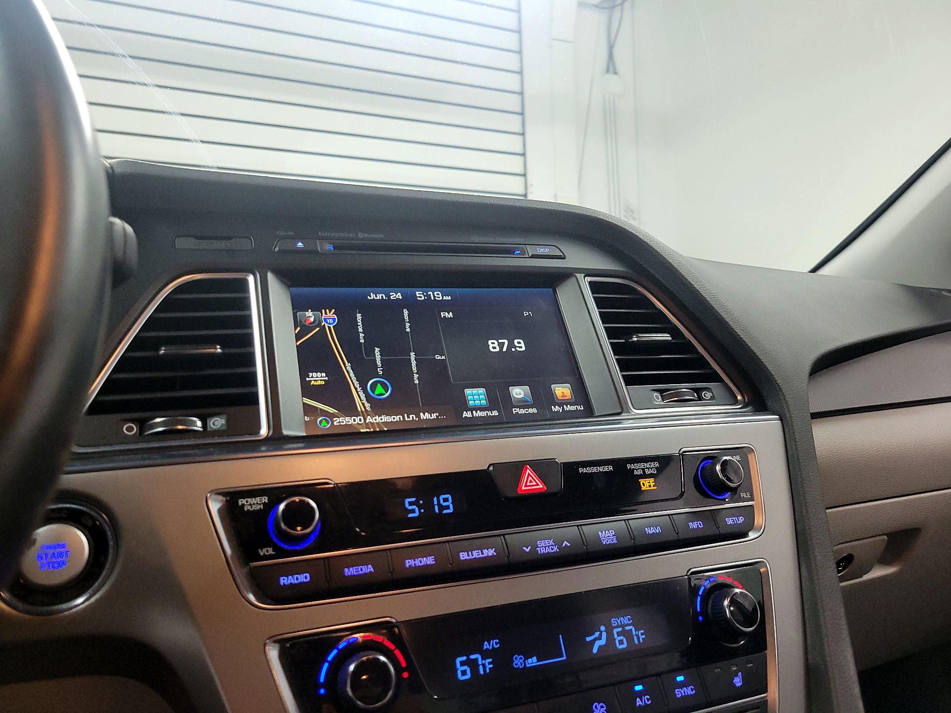 Thumbnail: 2015 Hyundai Sonata - 15