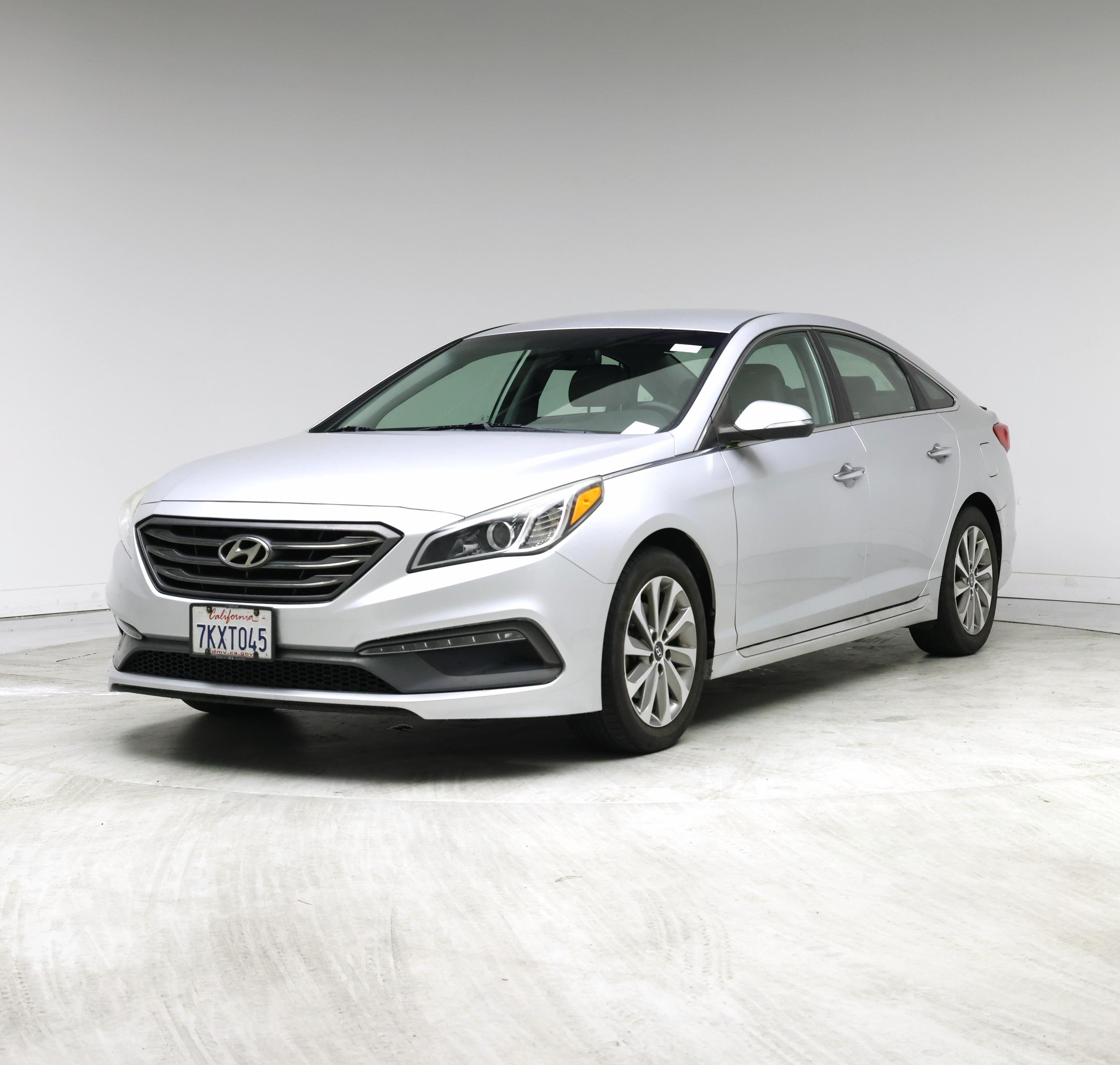 Thumbnail: 2015 Hyundai Sonata - 4