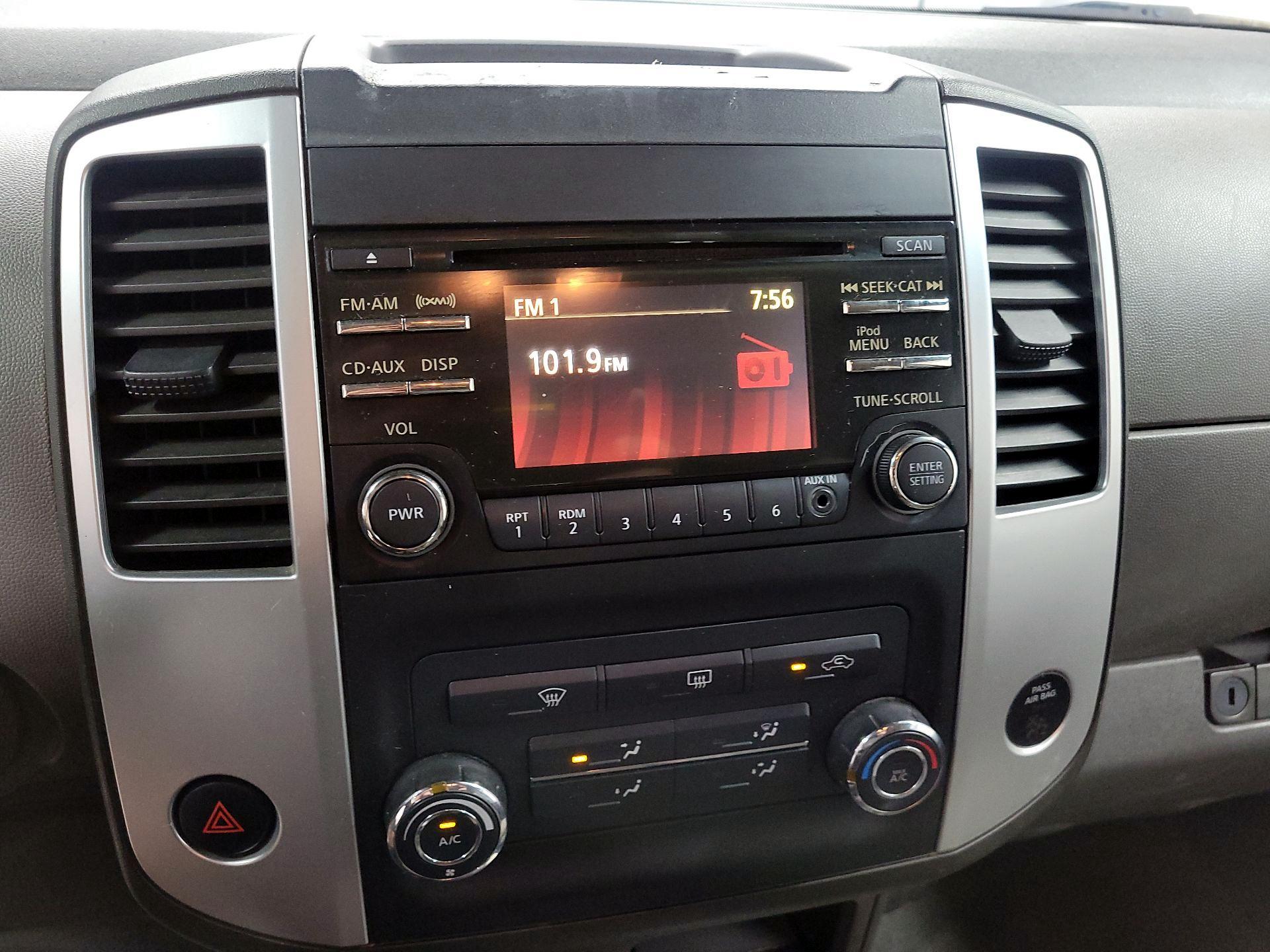 Thumbnail: 2013 Nissan Xterra - 13