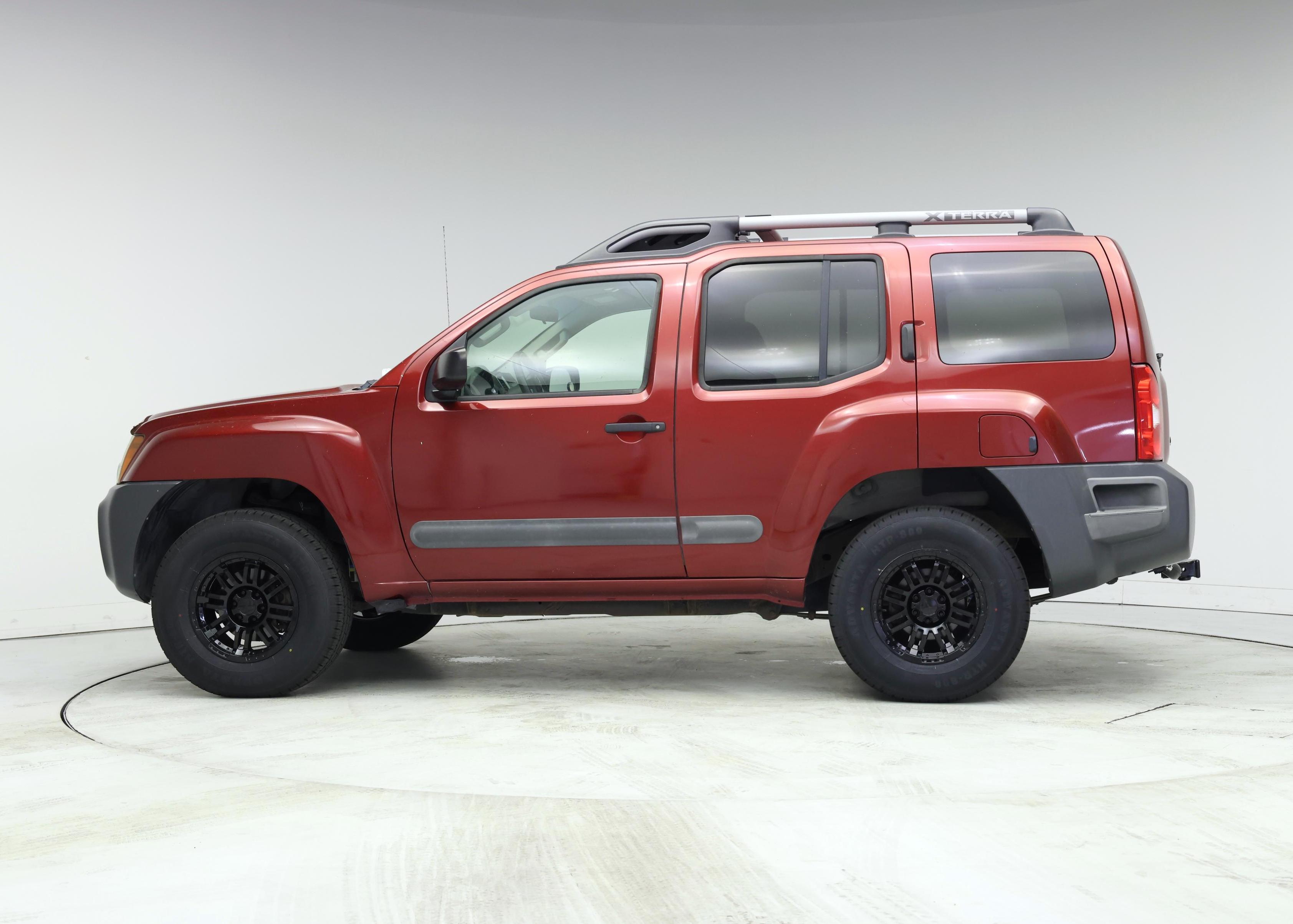 Thumbnail: 2013 Nissan Xterra - 3