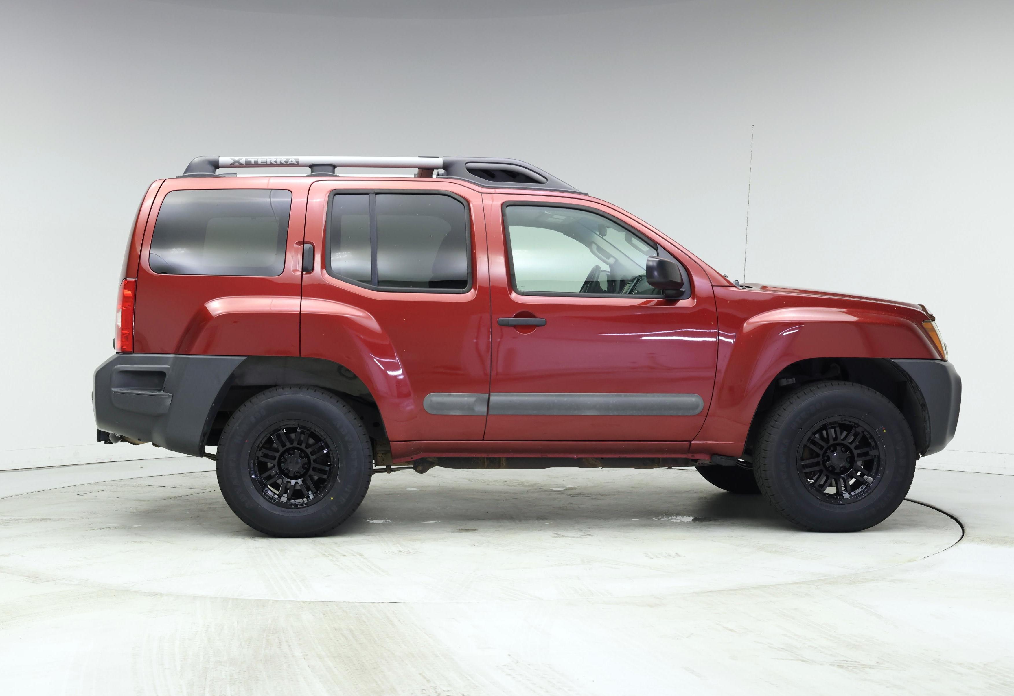 Thumbnail: 2013 Nissan Xterra - 7