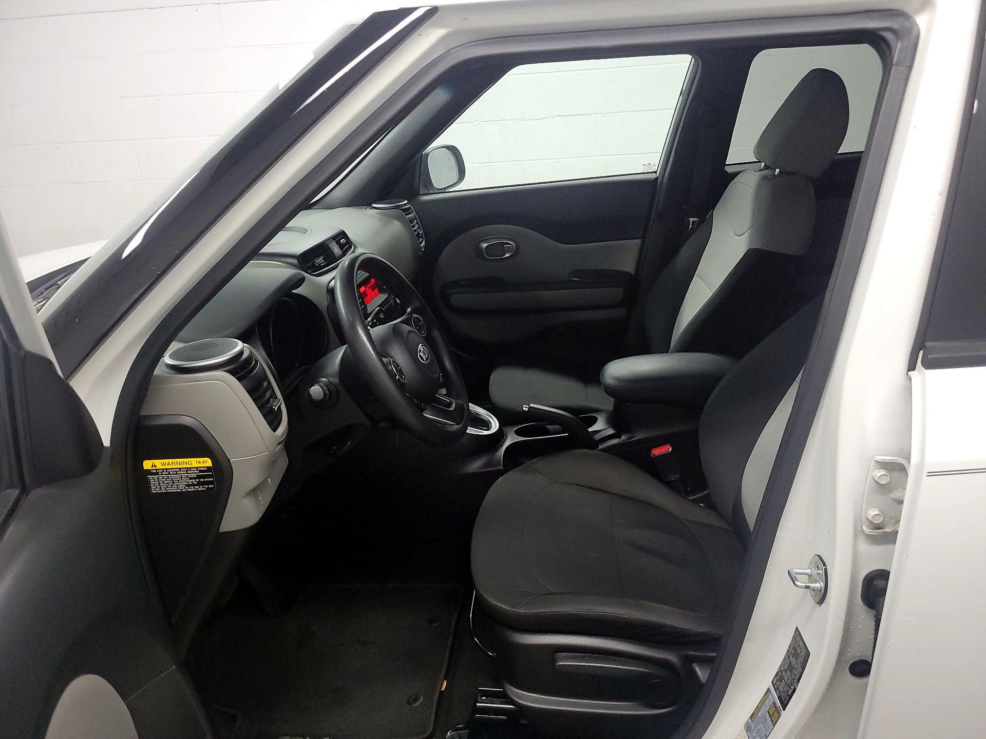 Thumbnail: 2014 Kia Soul - 11