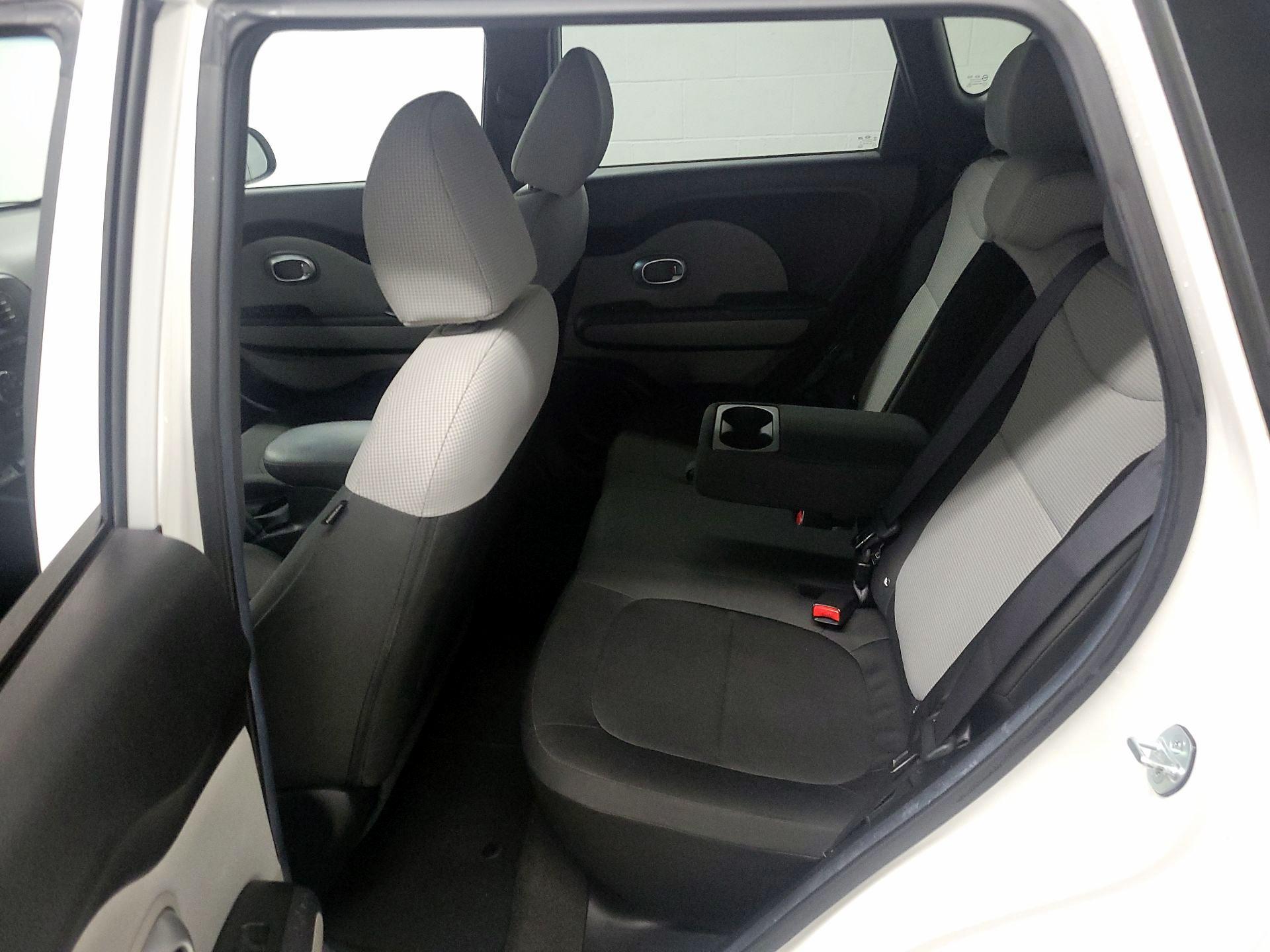Thumbnail: 2014 Kia Soul - 16