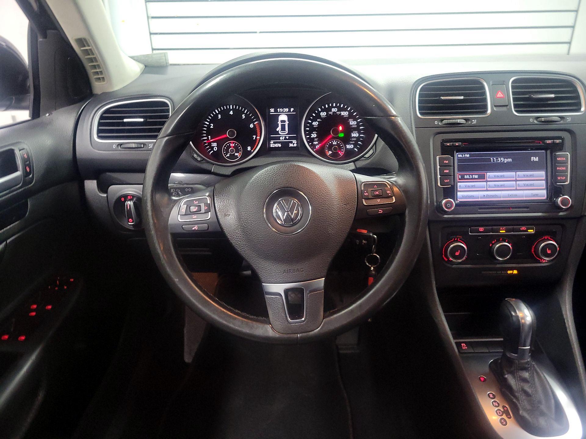Thumbnail: 2014 Volkswagen Jetta - 10