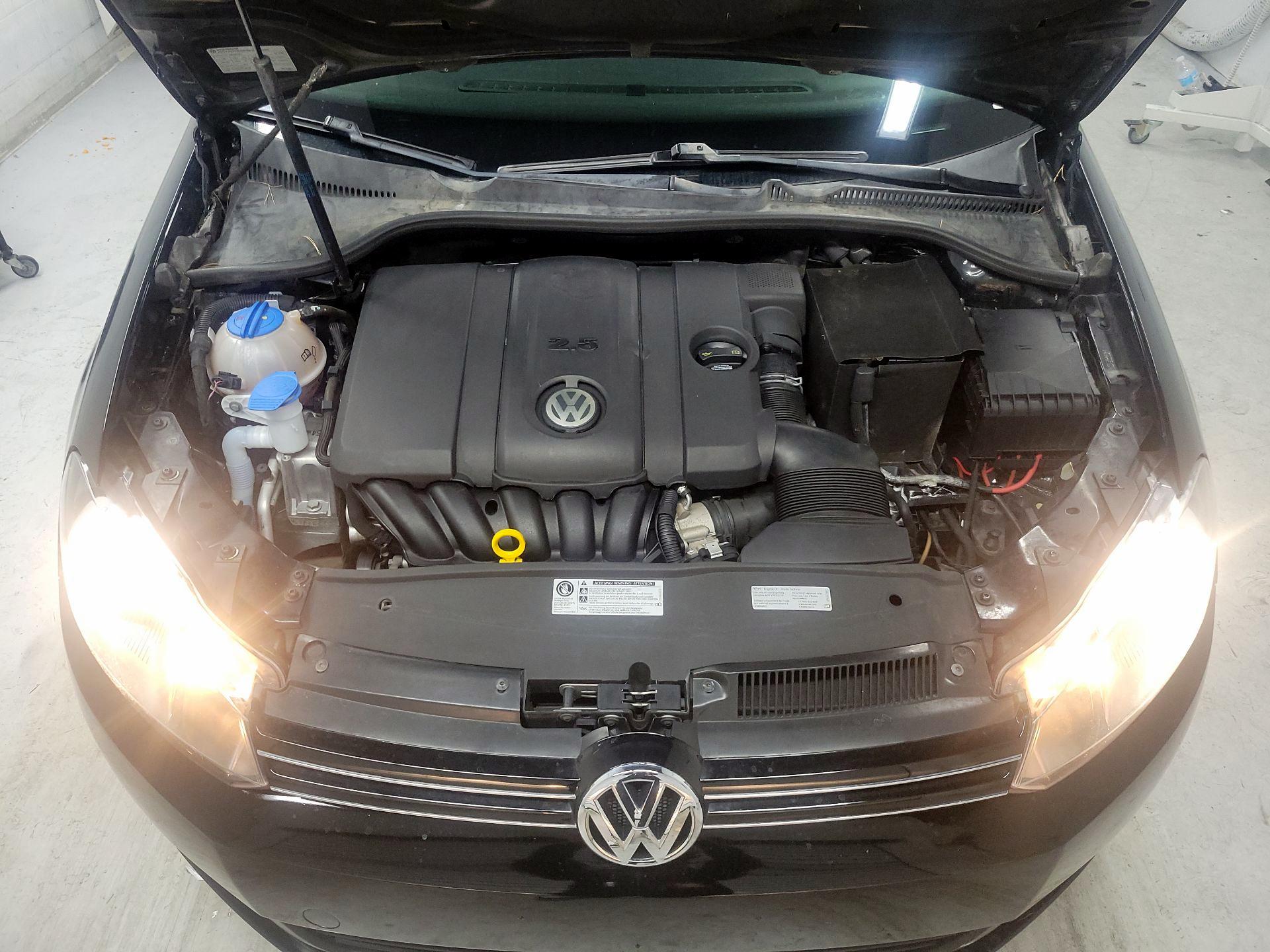 Thumbnail: 2014 Volkswagen Jetta - 18