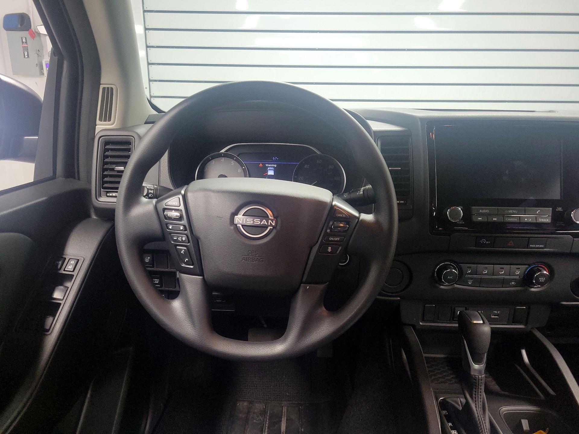Thumbnail: 2023 Nissan Frontier - 10