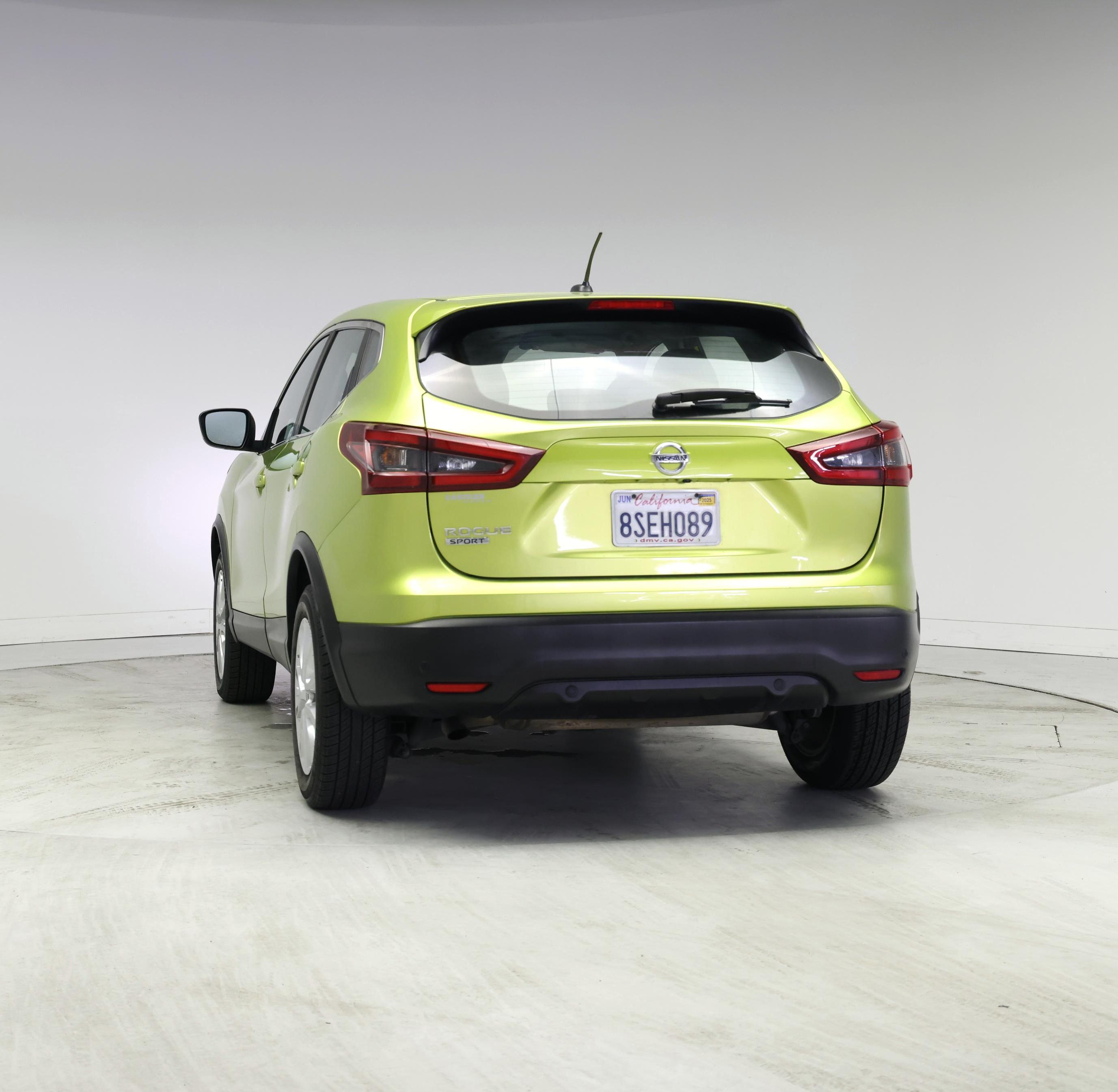 Thumbnail: 2020 Nissan Rogue Sport - 6