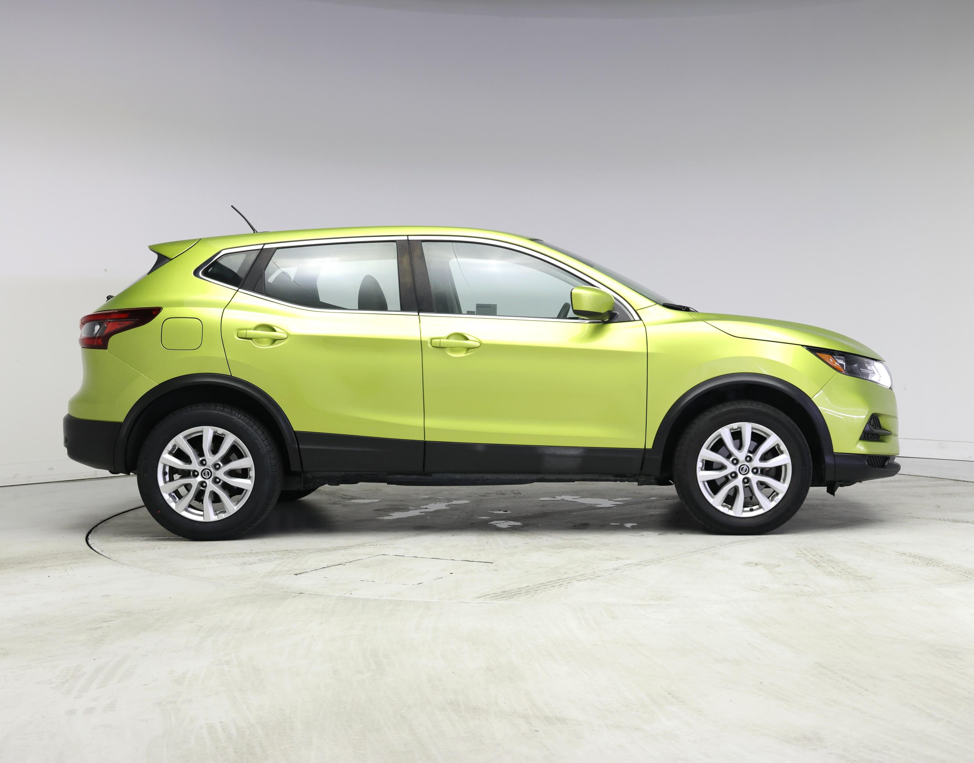 Thumbnail: 2020 Nissan Rogue Sport - 7