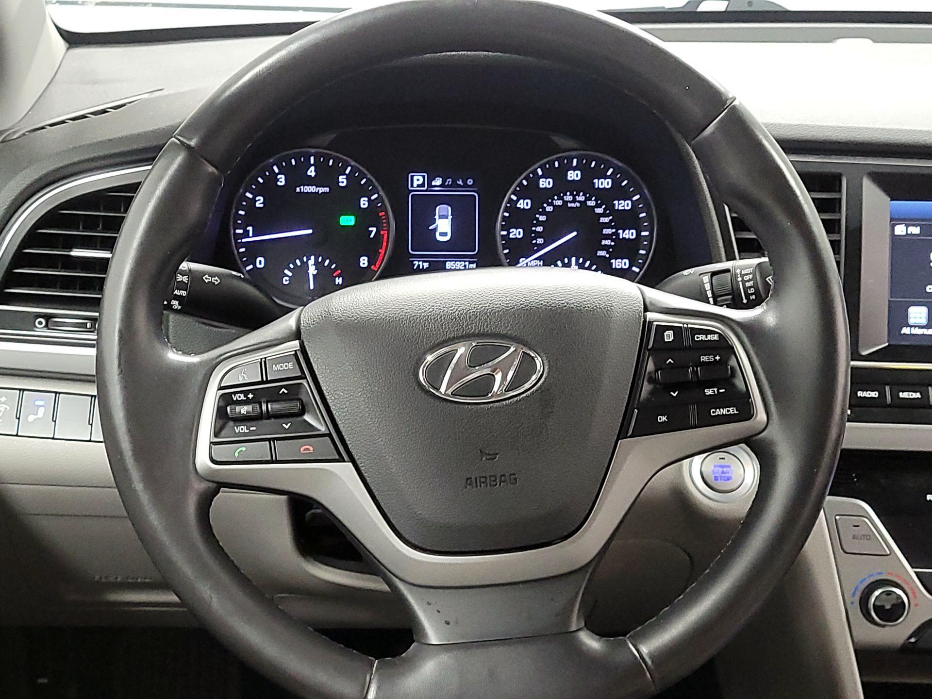 Thumbnail: 2017 Hyundai Elantra - 10