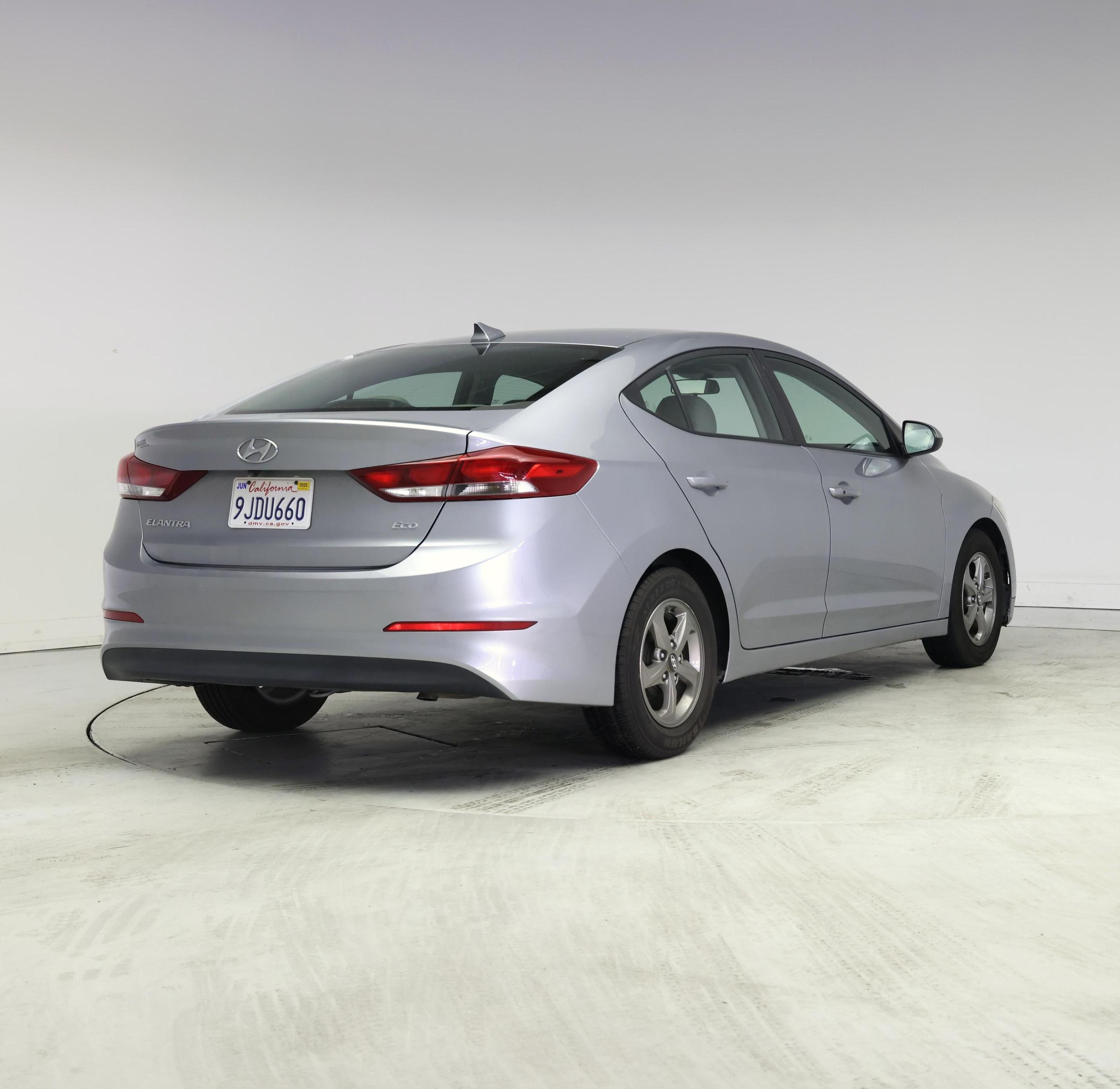 Thumbnail: 2017 Hyundai Elantra - 8