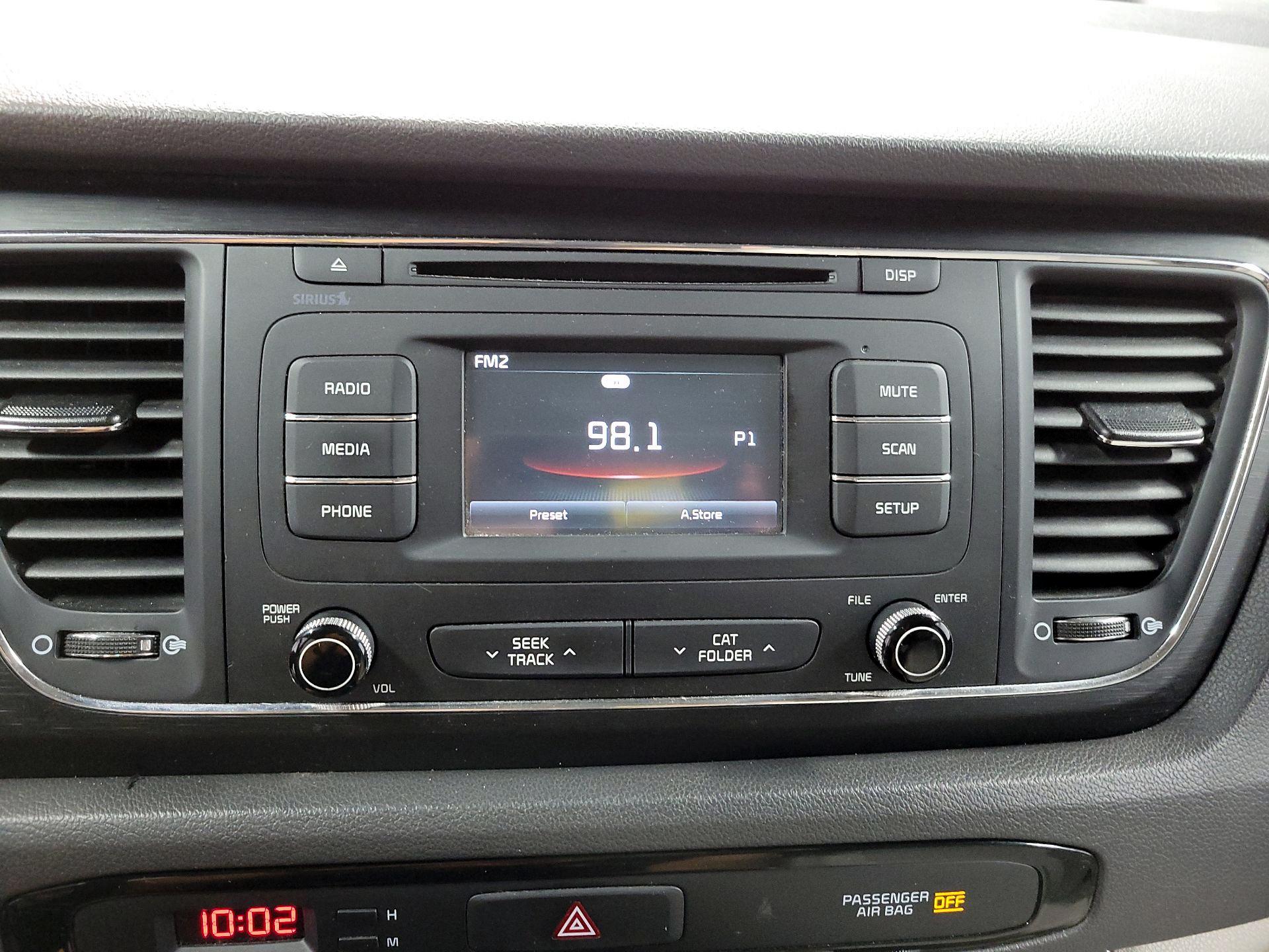 Thumbnail: 2016 Kia Sedona - 15