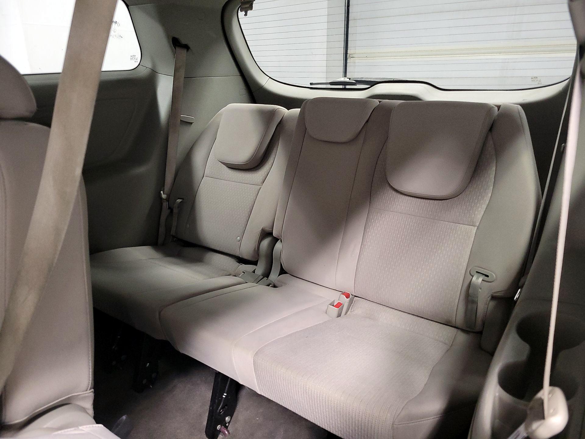Thumbnail: 2016 Kia Sedona - 20