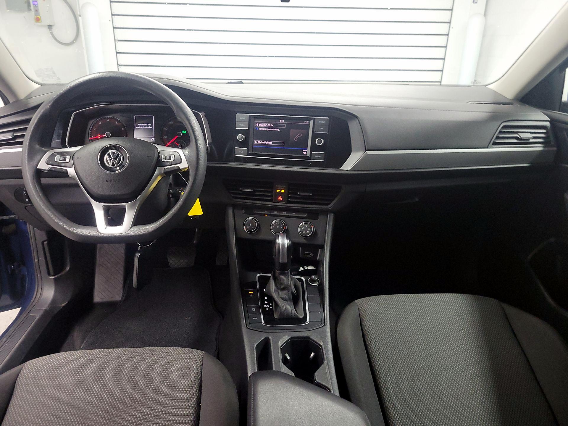 Thumbnail: 2019 Volkswagen Jetta - 9