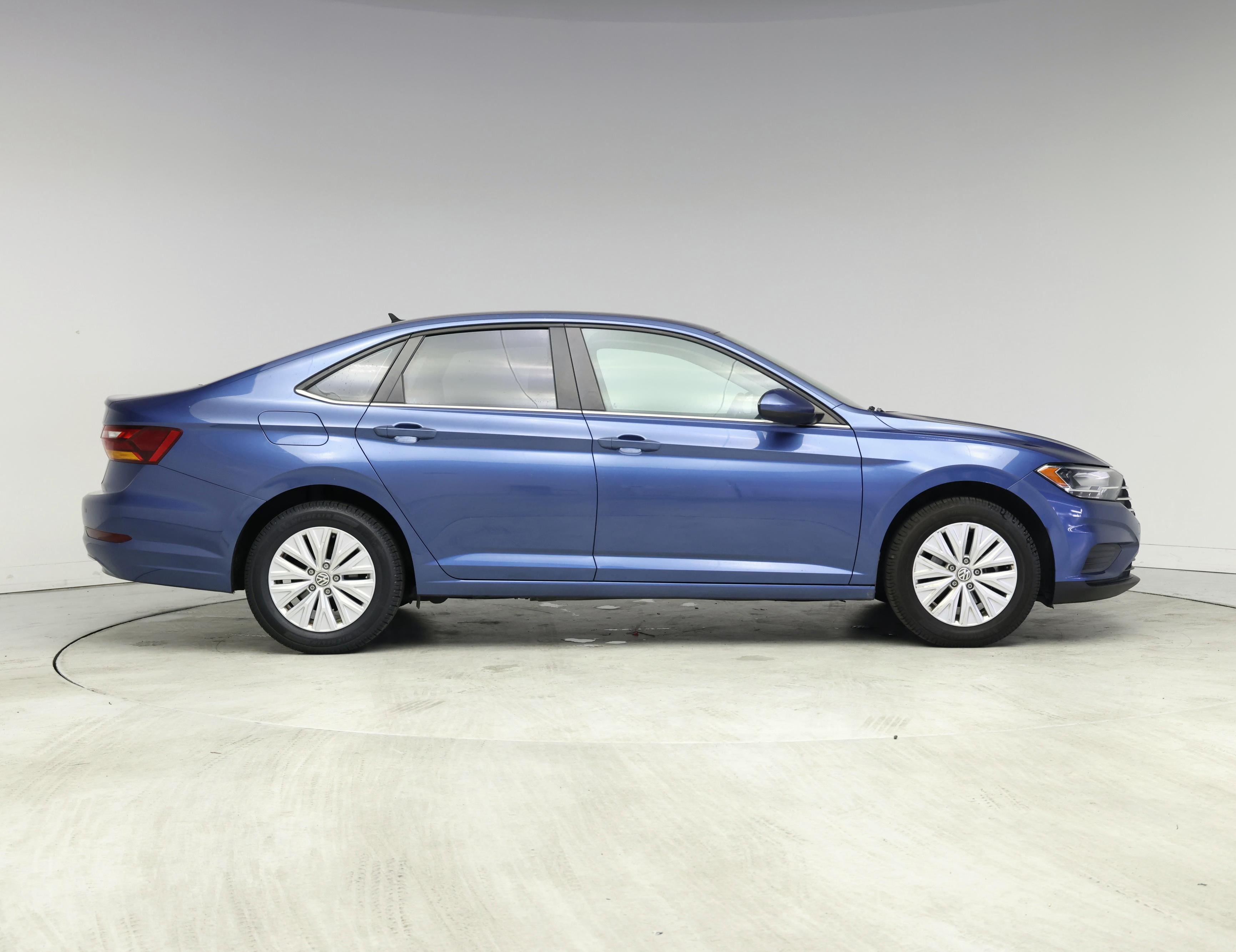 Thumbnail: 2019 Volkswagen Jetta - 7