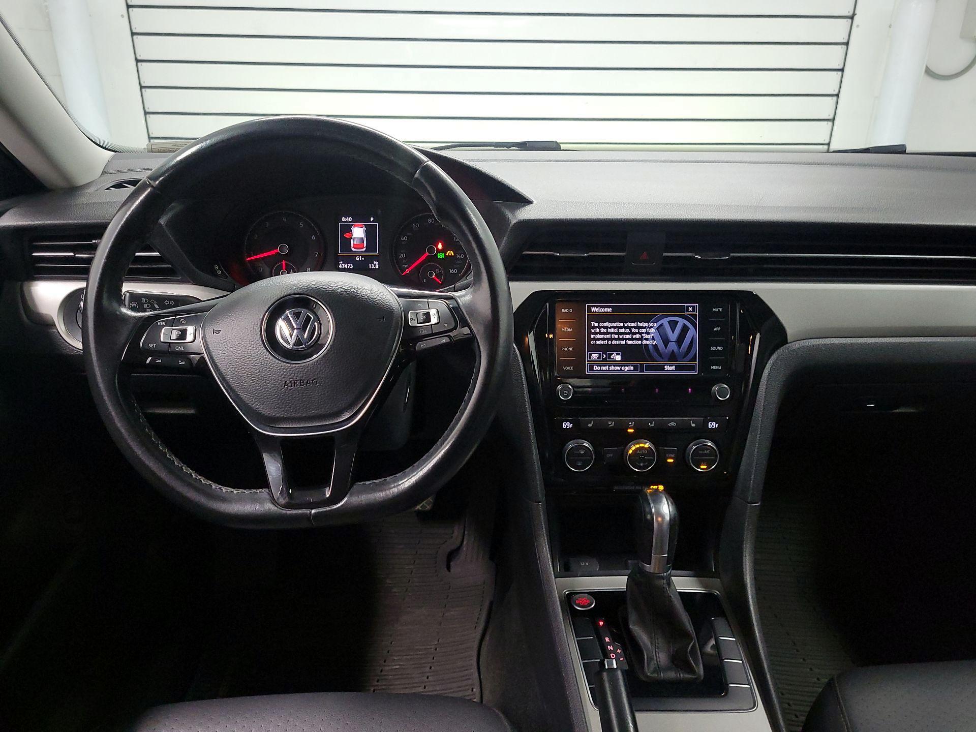 Thumbnail: 2020 Volkswagen Passat - 9