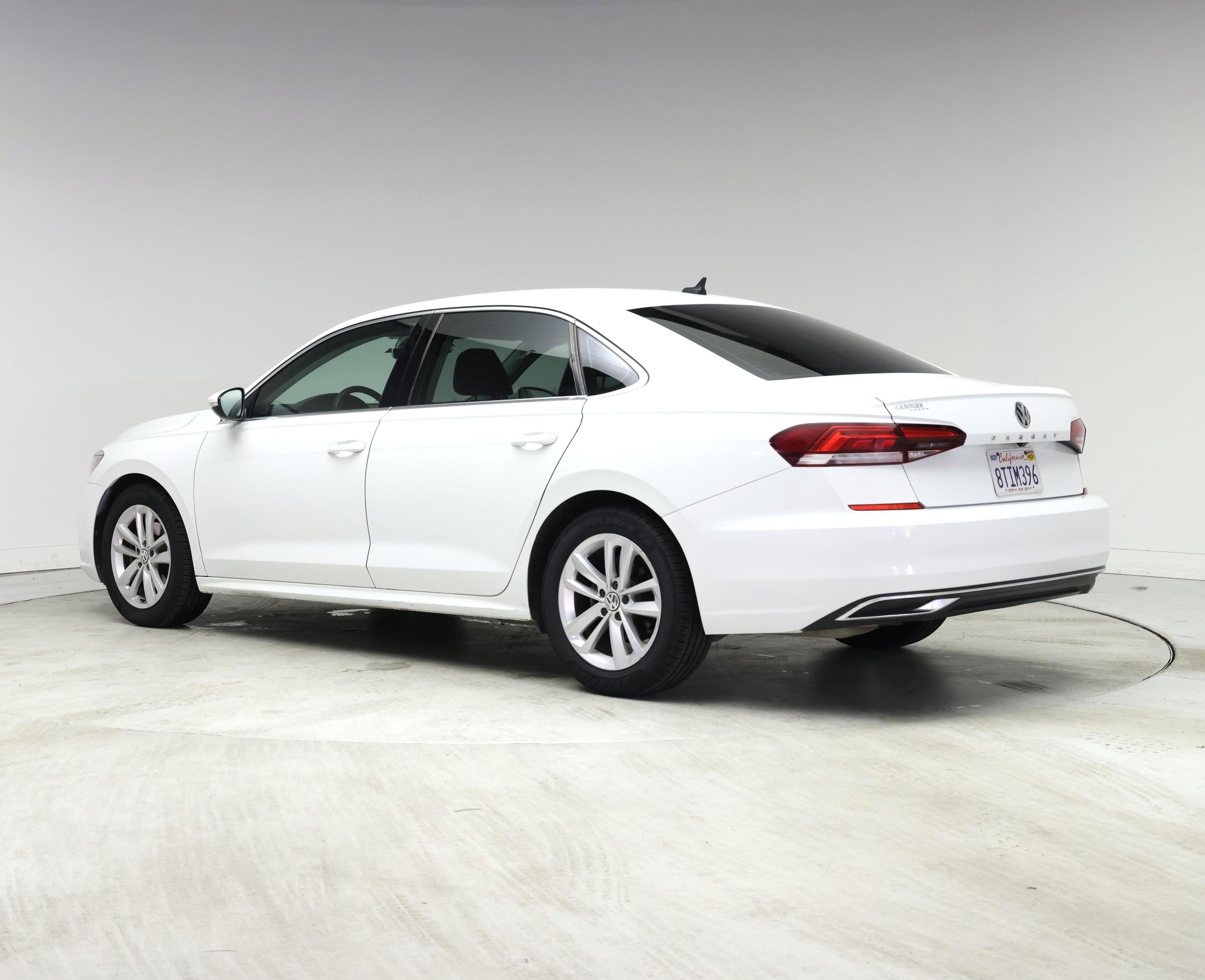Thumbnail: 2020 Volkswagen Passat - 2