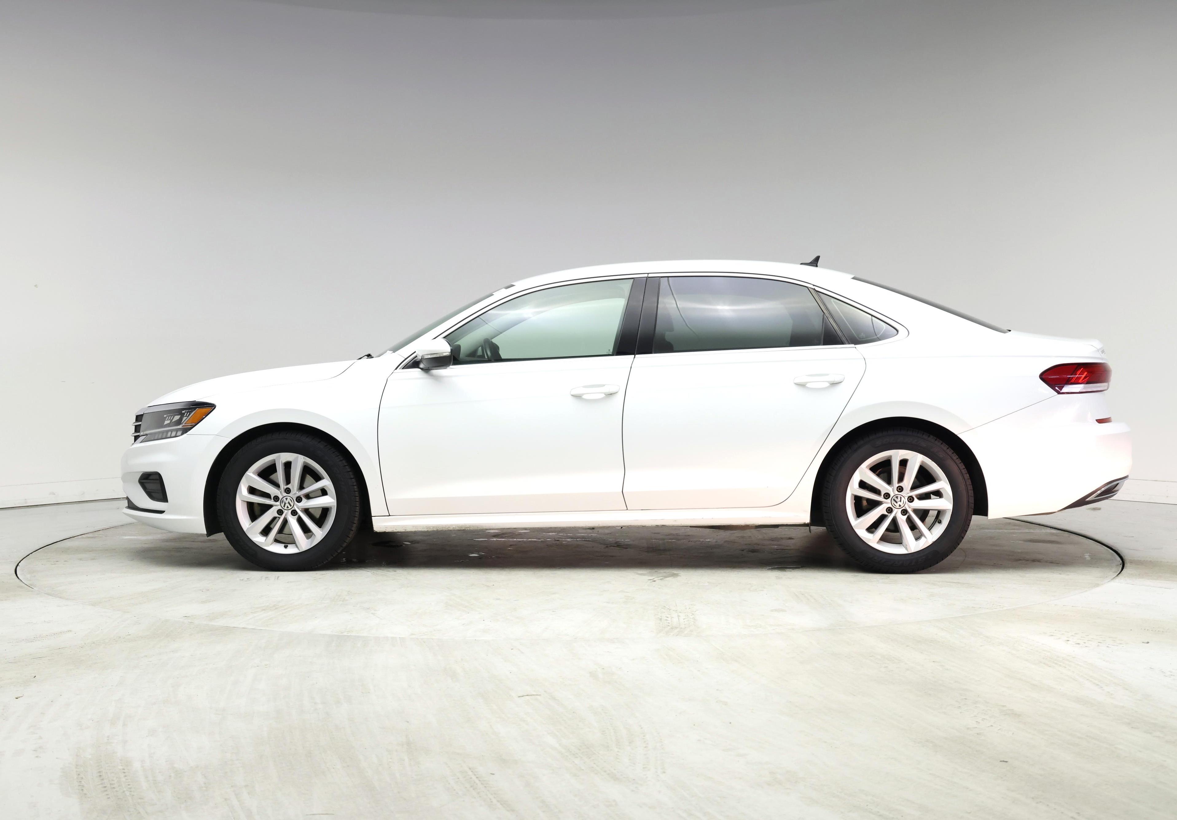 Thumbnail: 2020 Volkswagen Passat - 3