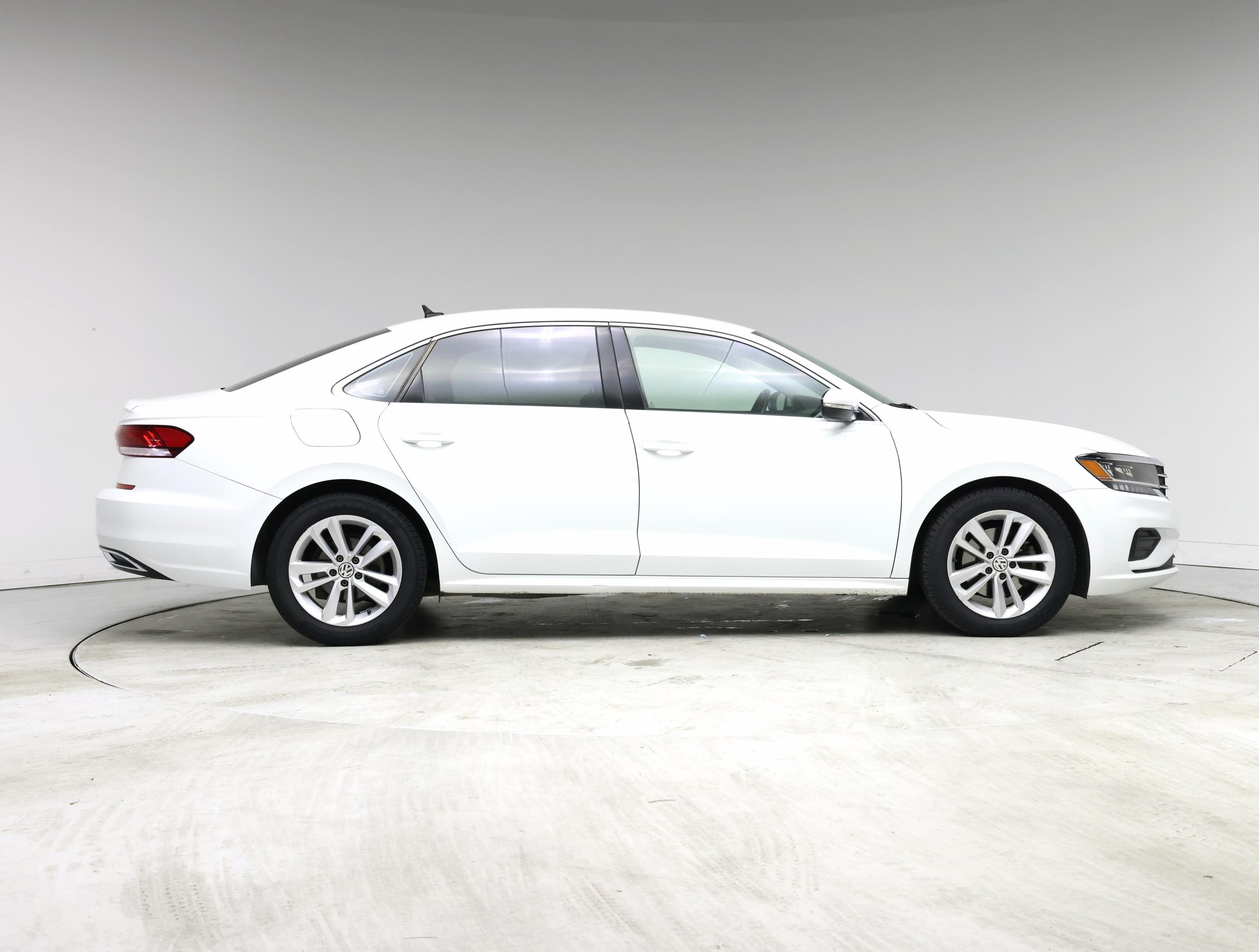 Thumbnail: 2020 Volkswagen Passat - 7