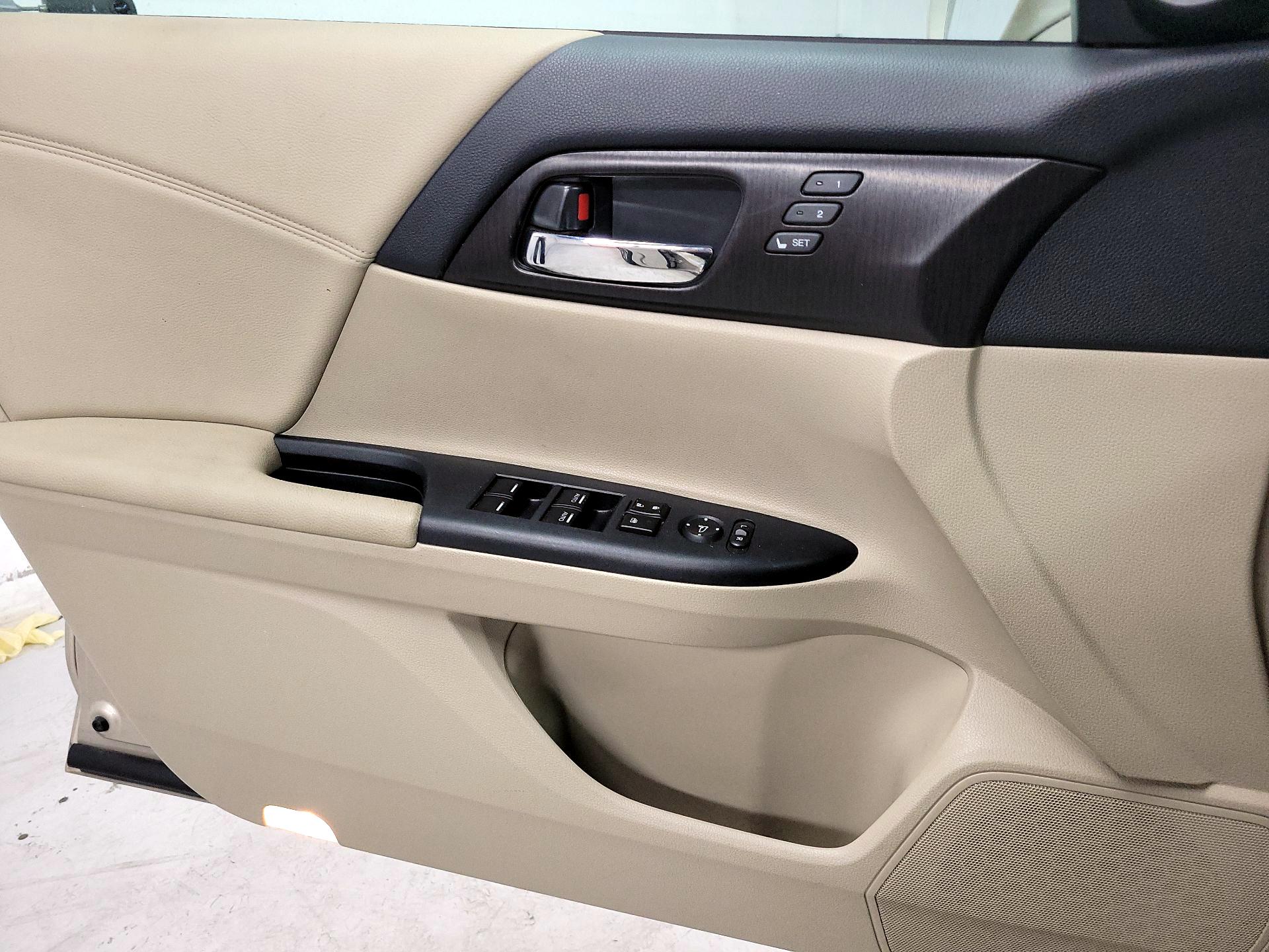 Thumbnail: 2014 Honda Accord - 12