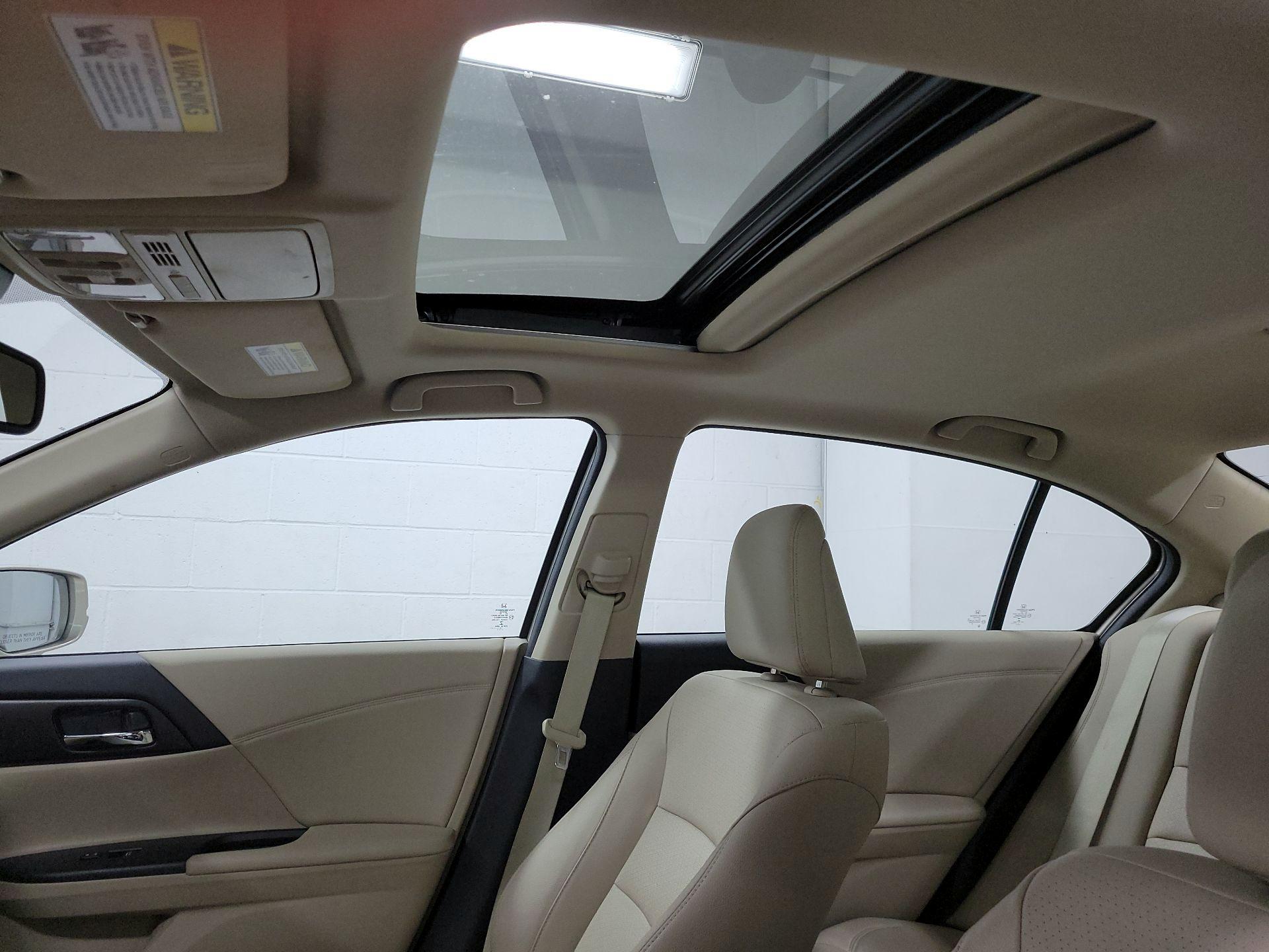 Thumbnail: 2014 Honda Accord - 17