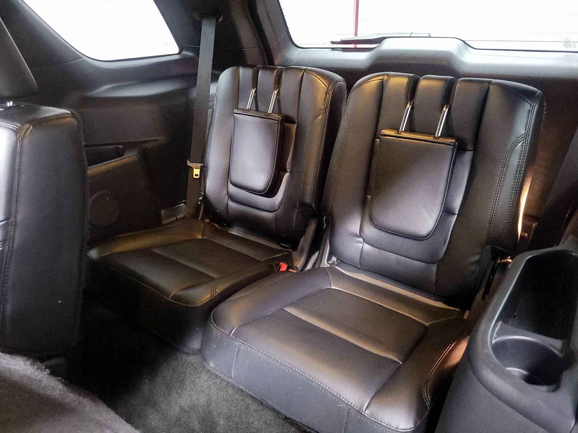 Thumbnail: 2016 Ford Explorer - 17