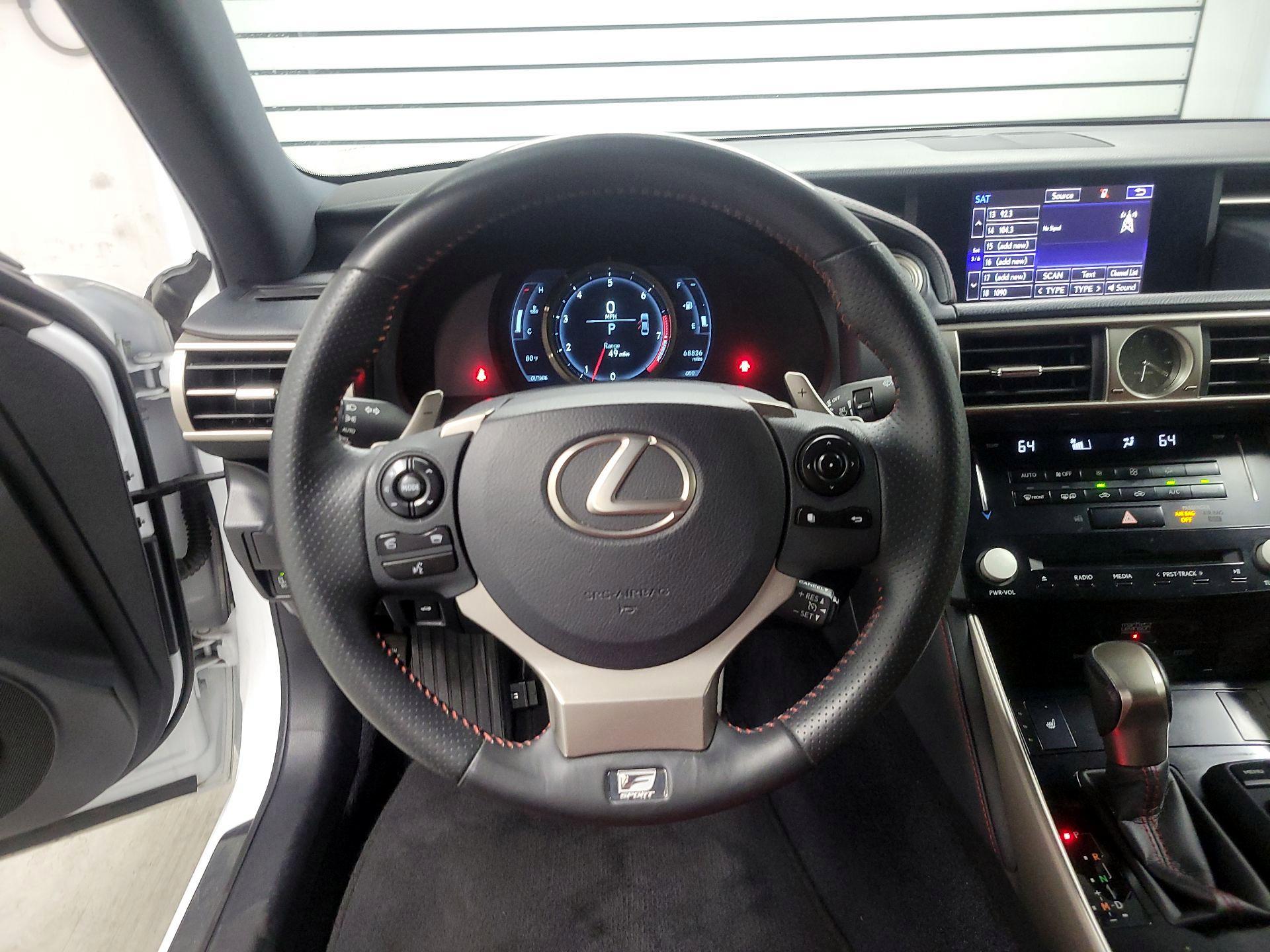 Thumbnail: 2014 Lexus IS - 10