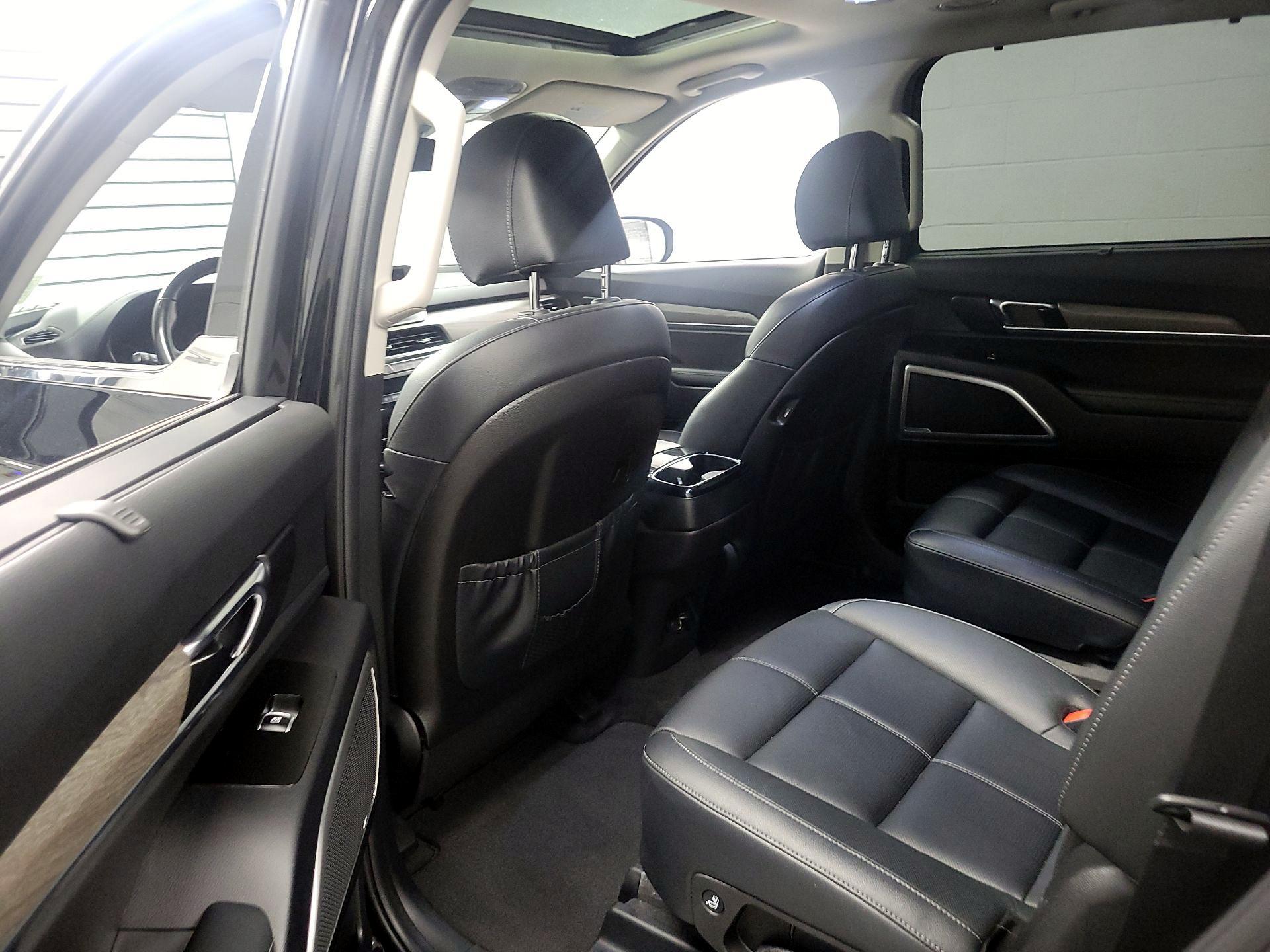 Thumbnail: 2022 Kia Telluride - 19