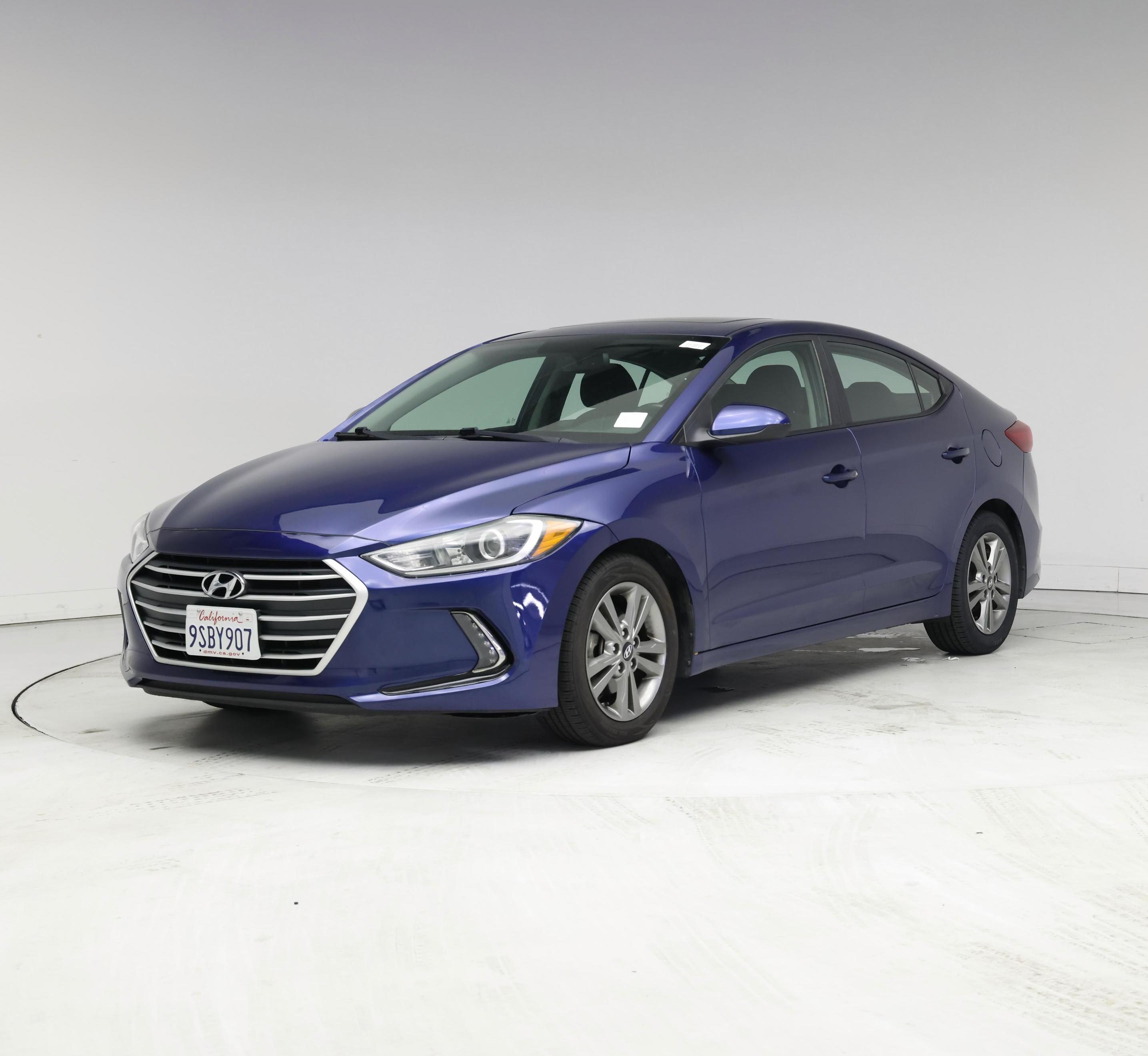 Thumbnail: 2017 Hyundai Elantra - 4