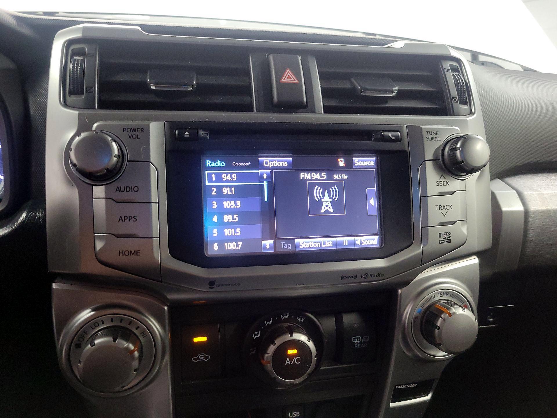 Thumbnail: 2016 Toyota 4Runner - 14