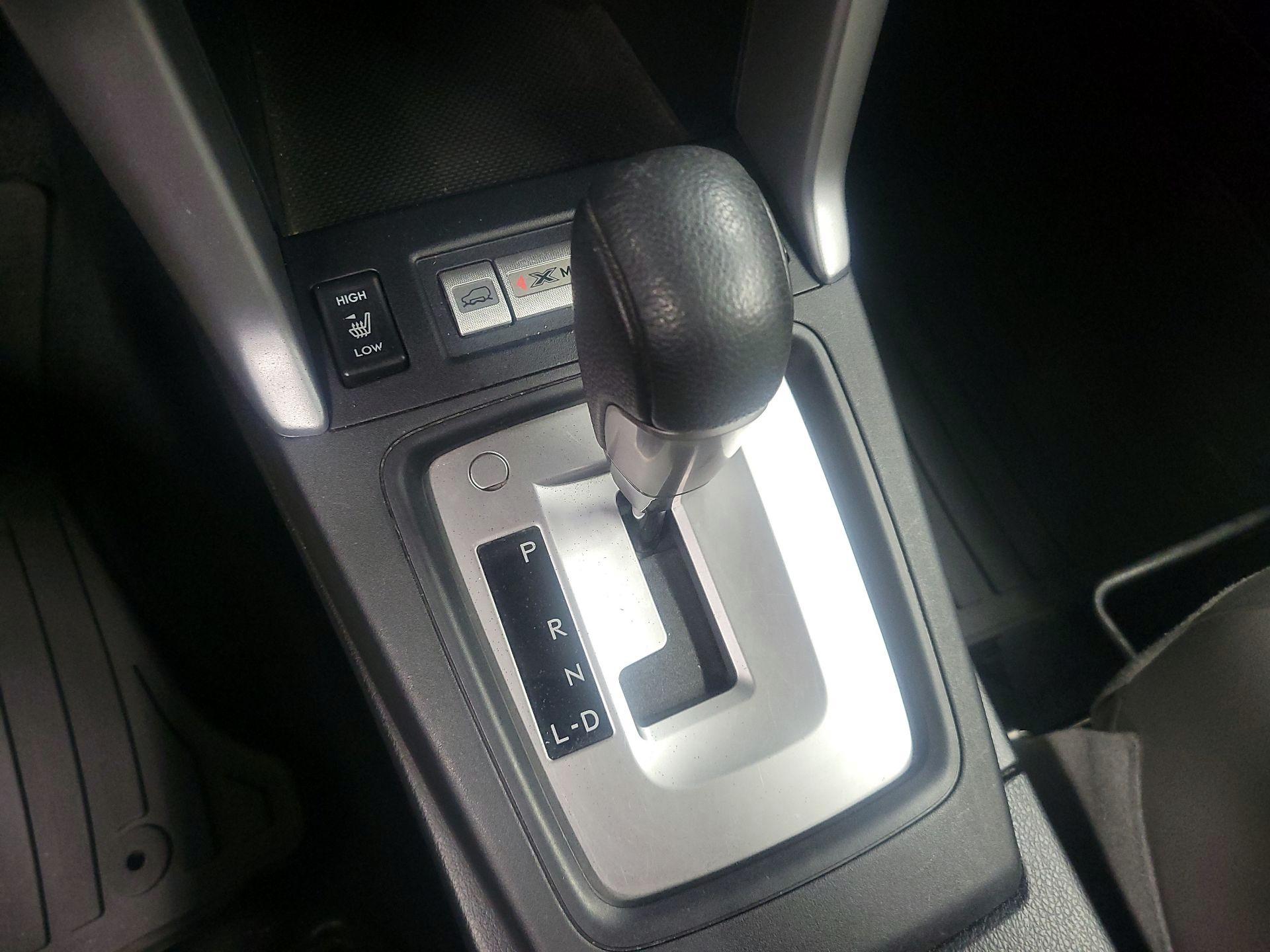 Thumbnail: 2015 Subaru Forester - 15