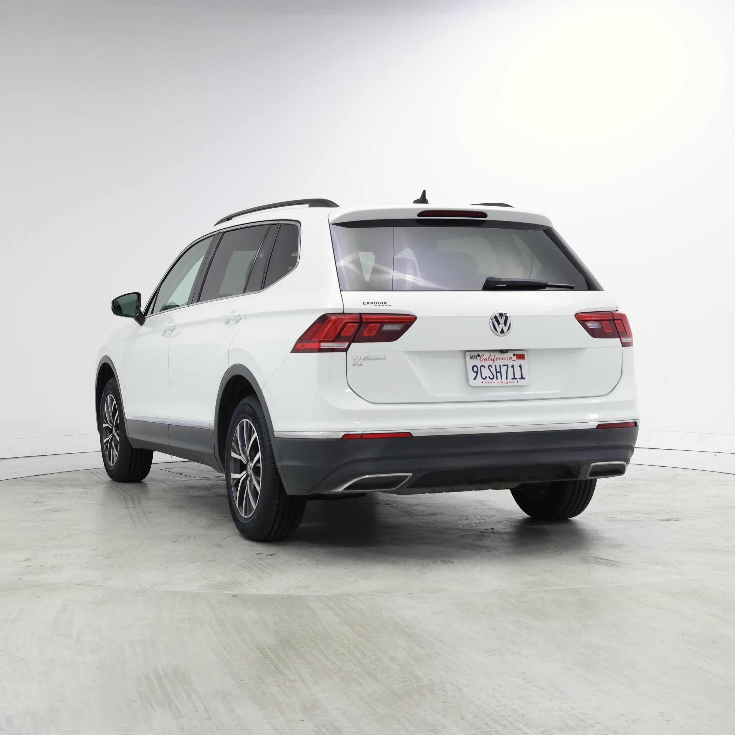 Thumbnail: 2020 Volkswagen Tiguan - 2