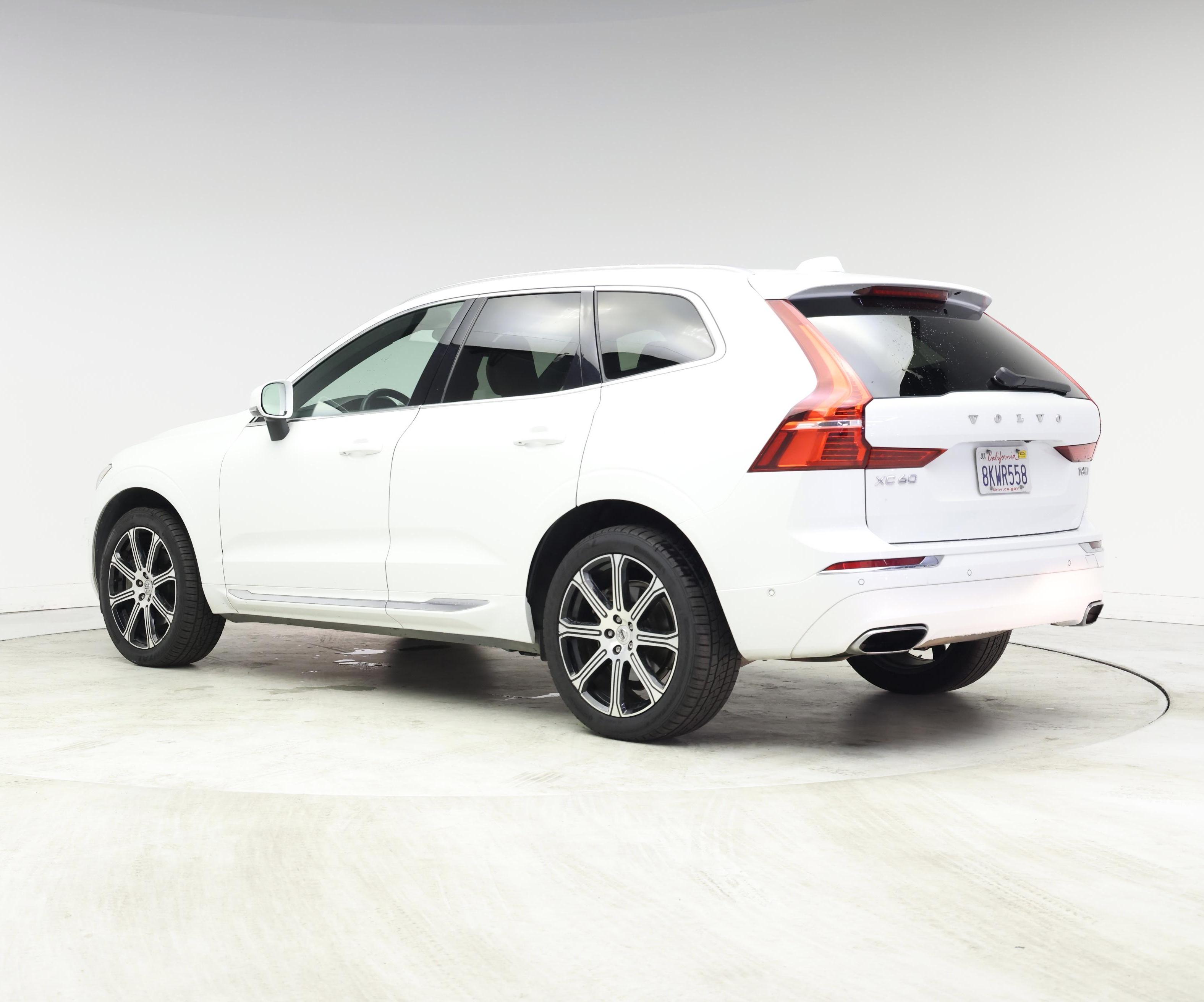 Thumbnail: 2019 Volvo XC60 - 2