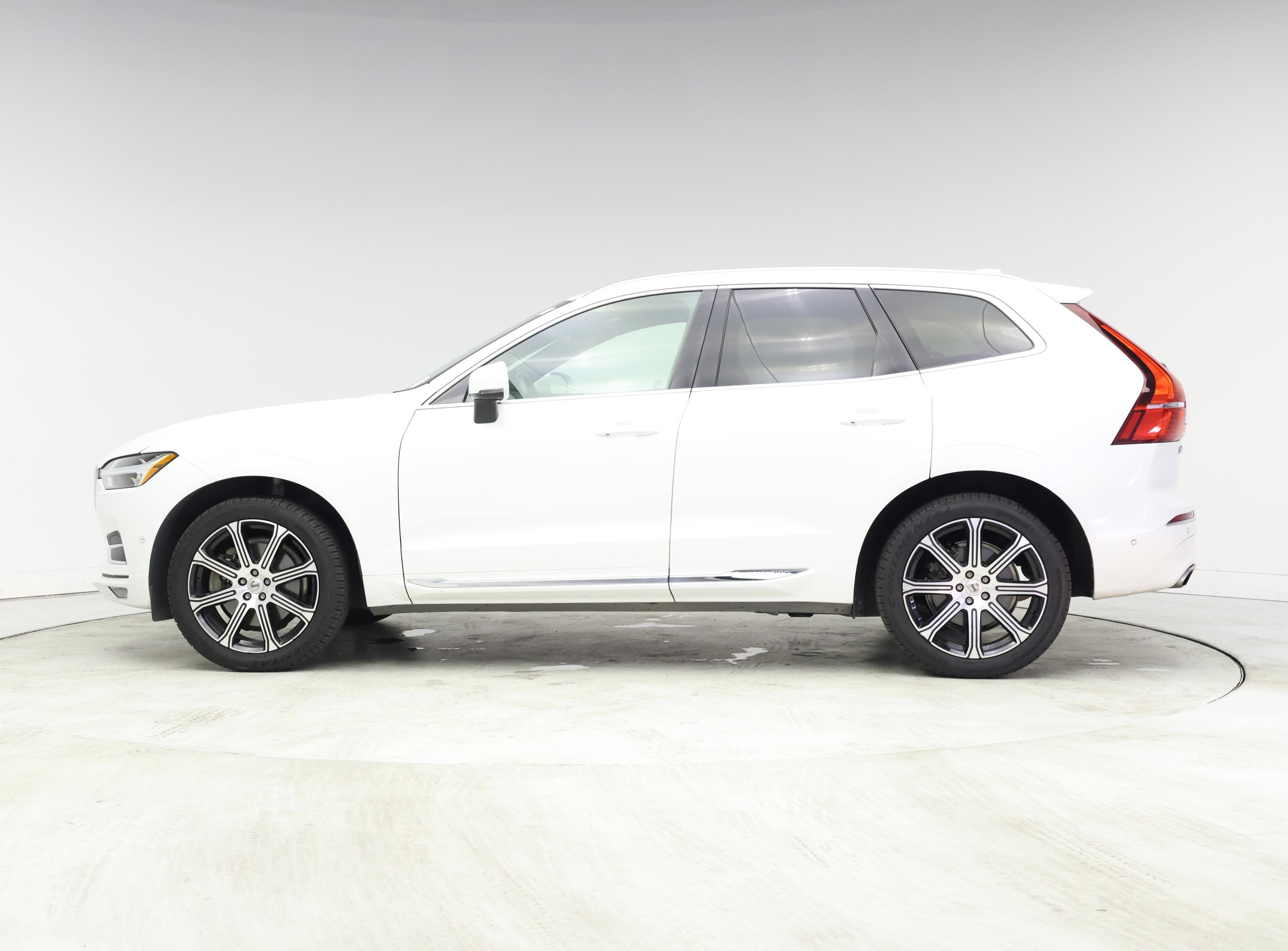 Thumbnail: 2019 Volvo XC60 - 3