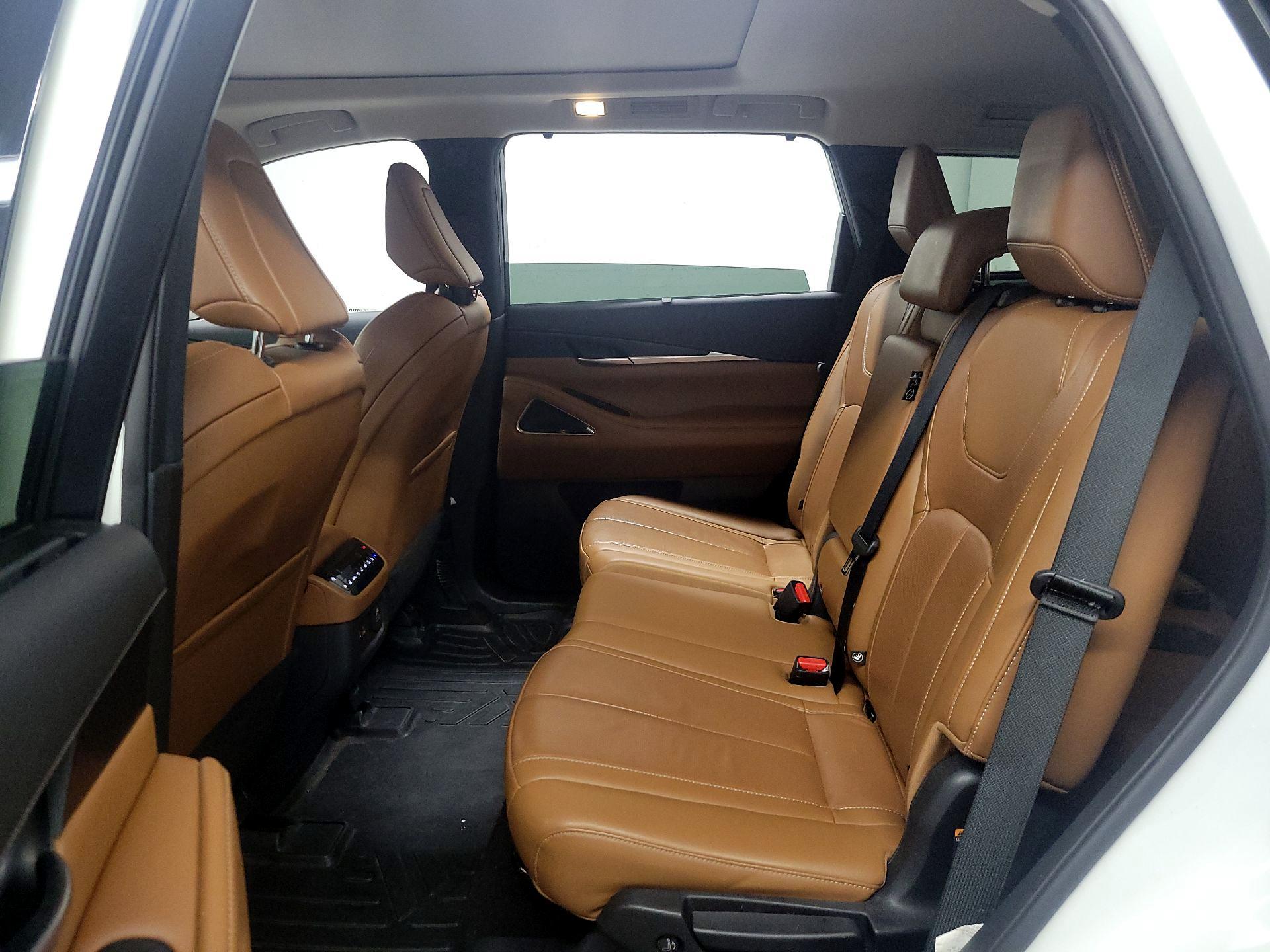 Thumbnail: 2023 INFINITI QX60 - 17