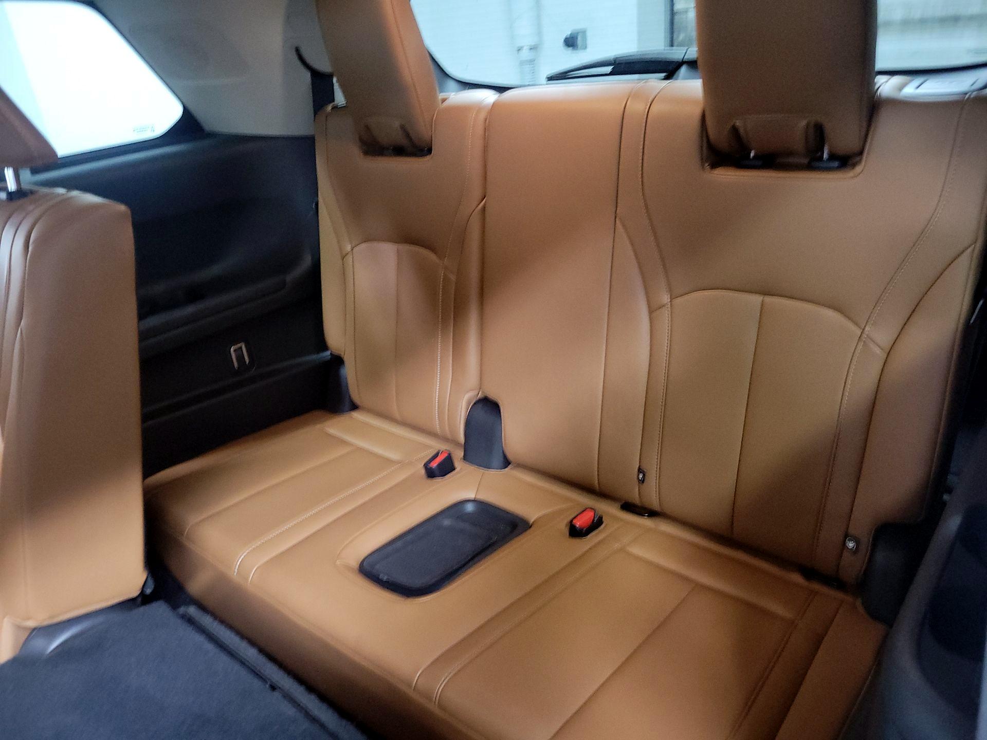 Thumbnail: 2023 INFINITI QX60 - 18