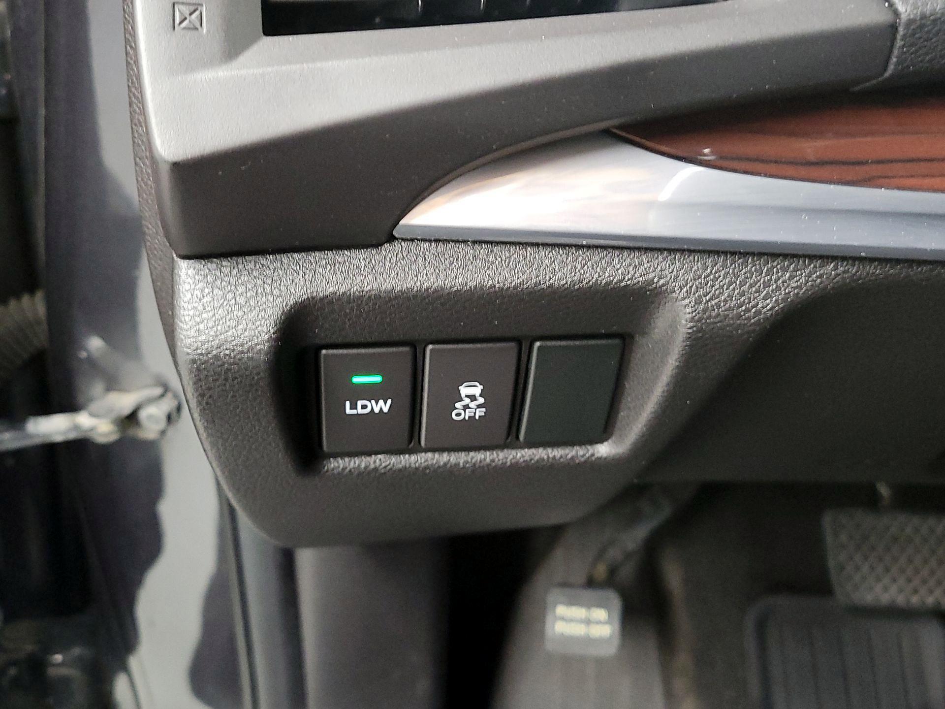 Thumbnail: 2014 Acura MDX - 13